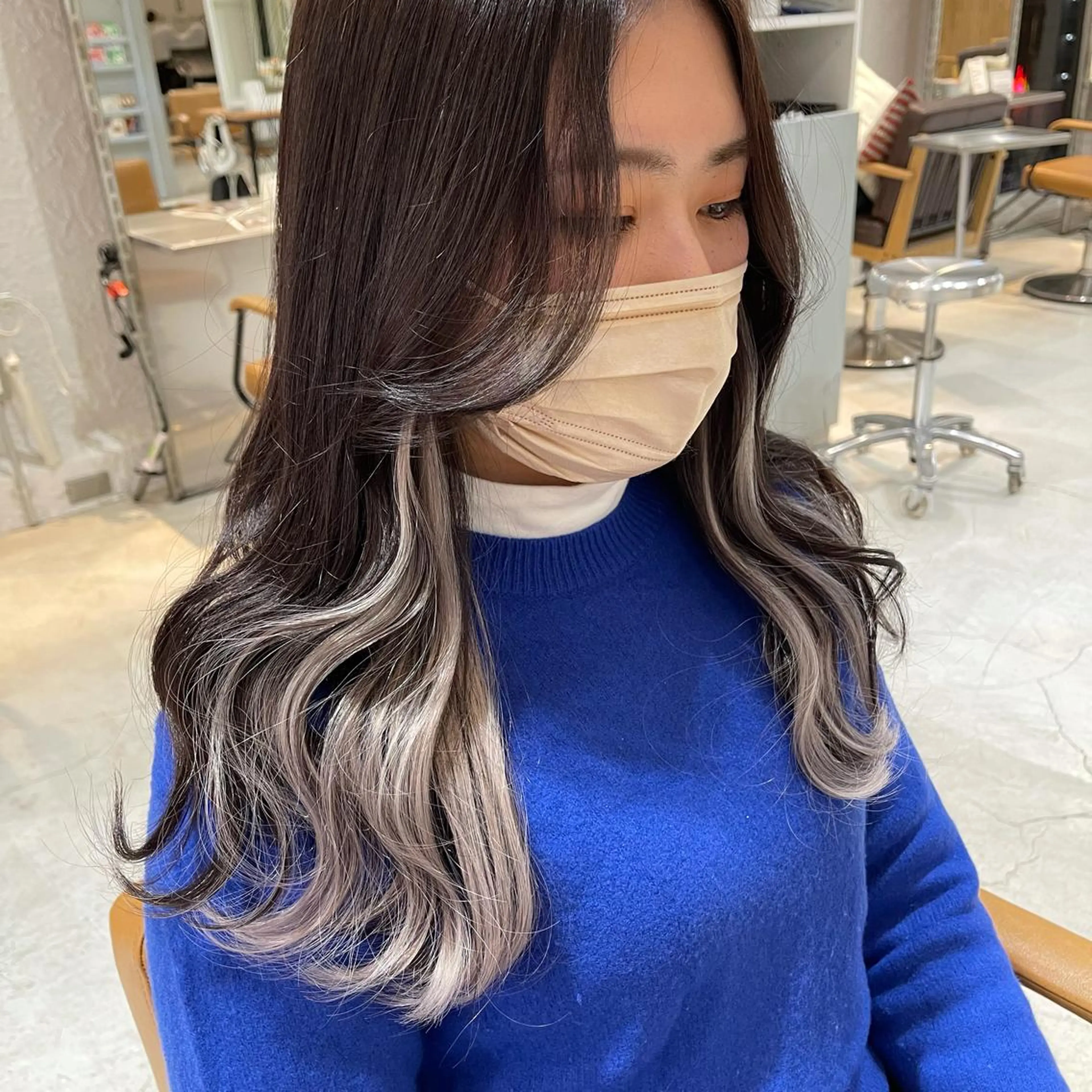 ロング カラー エクステ nameless miichiのヘアスタイル