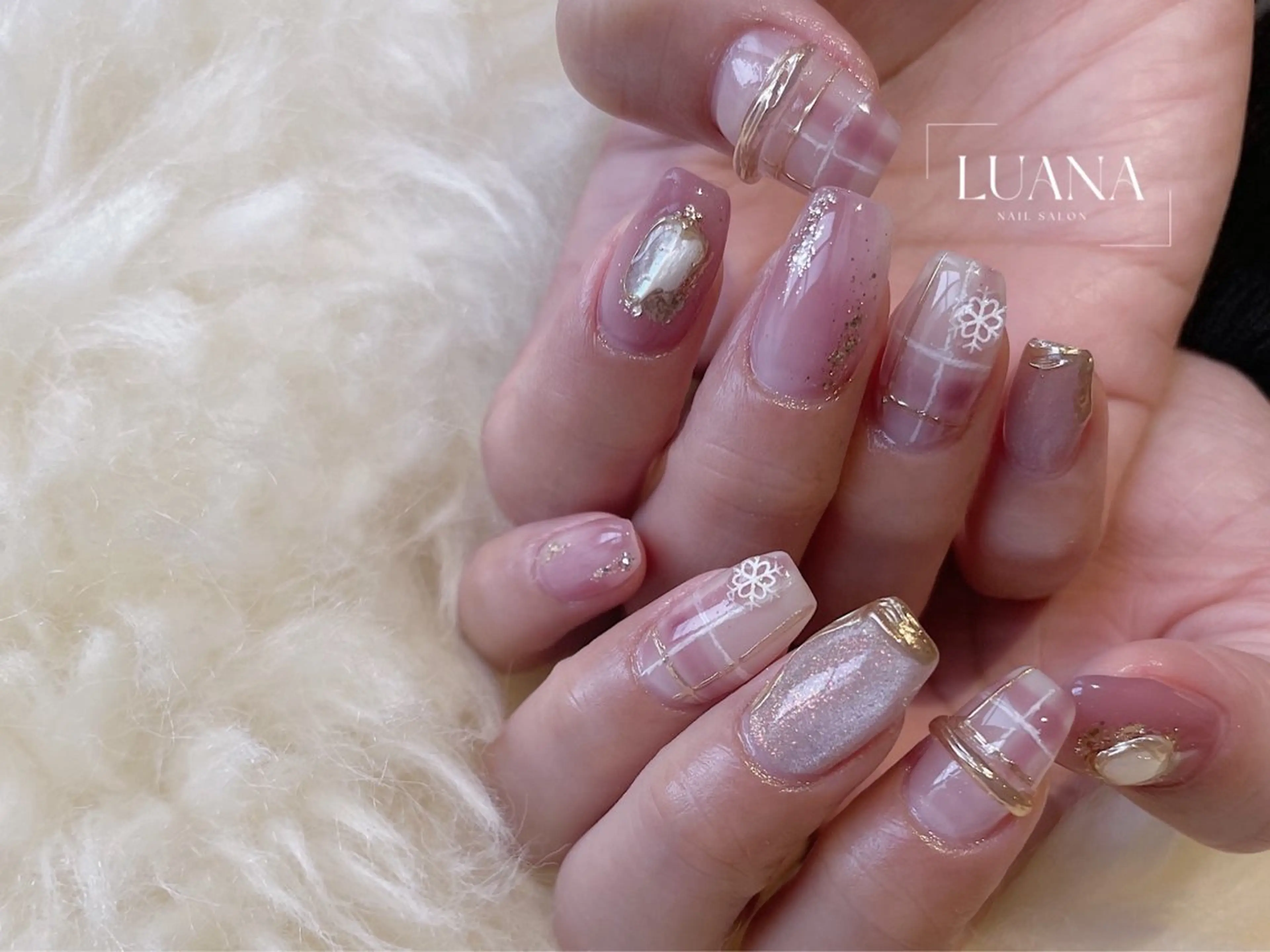 ネイル Nail Salon Luanaのネイルデザイン