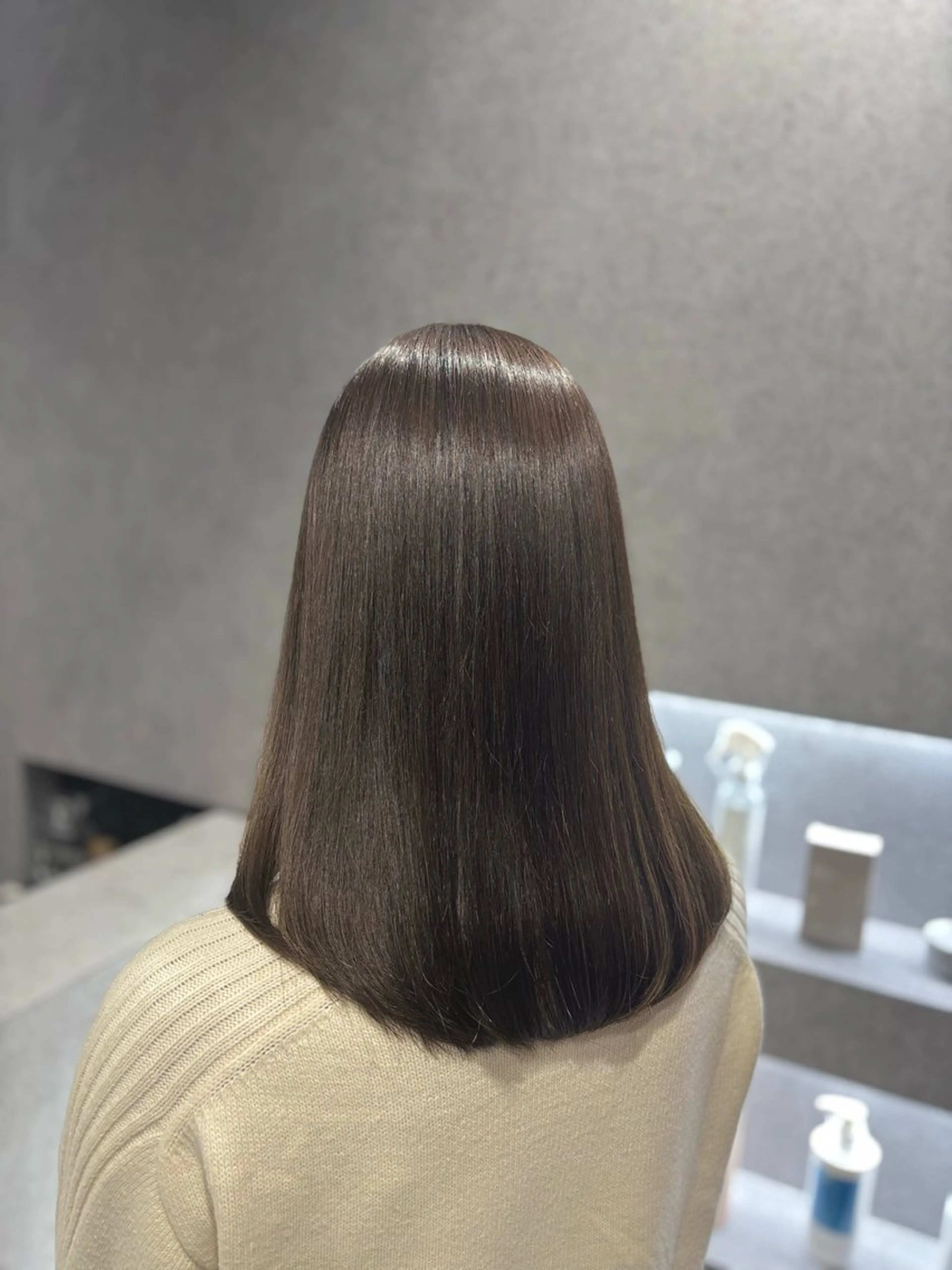 セミロング カラー カット ヘアカラー トリートメント little 小濱彰太のヘアスタイル