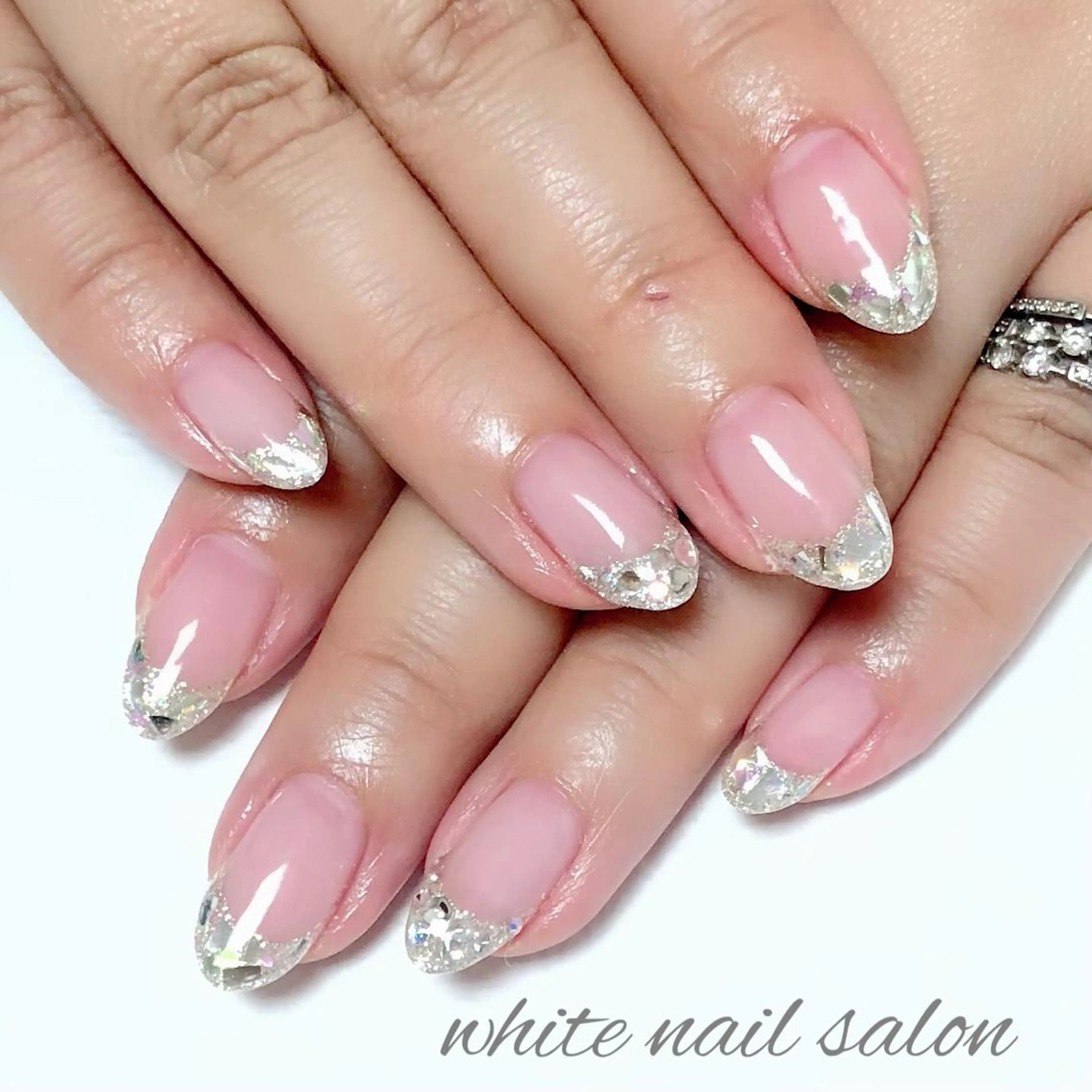 ネイル アートネイル フレンチネイル ジェルネイル ハードジェル 持ち込み white nail salonのネイルデザイン