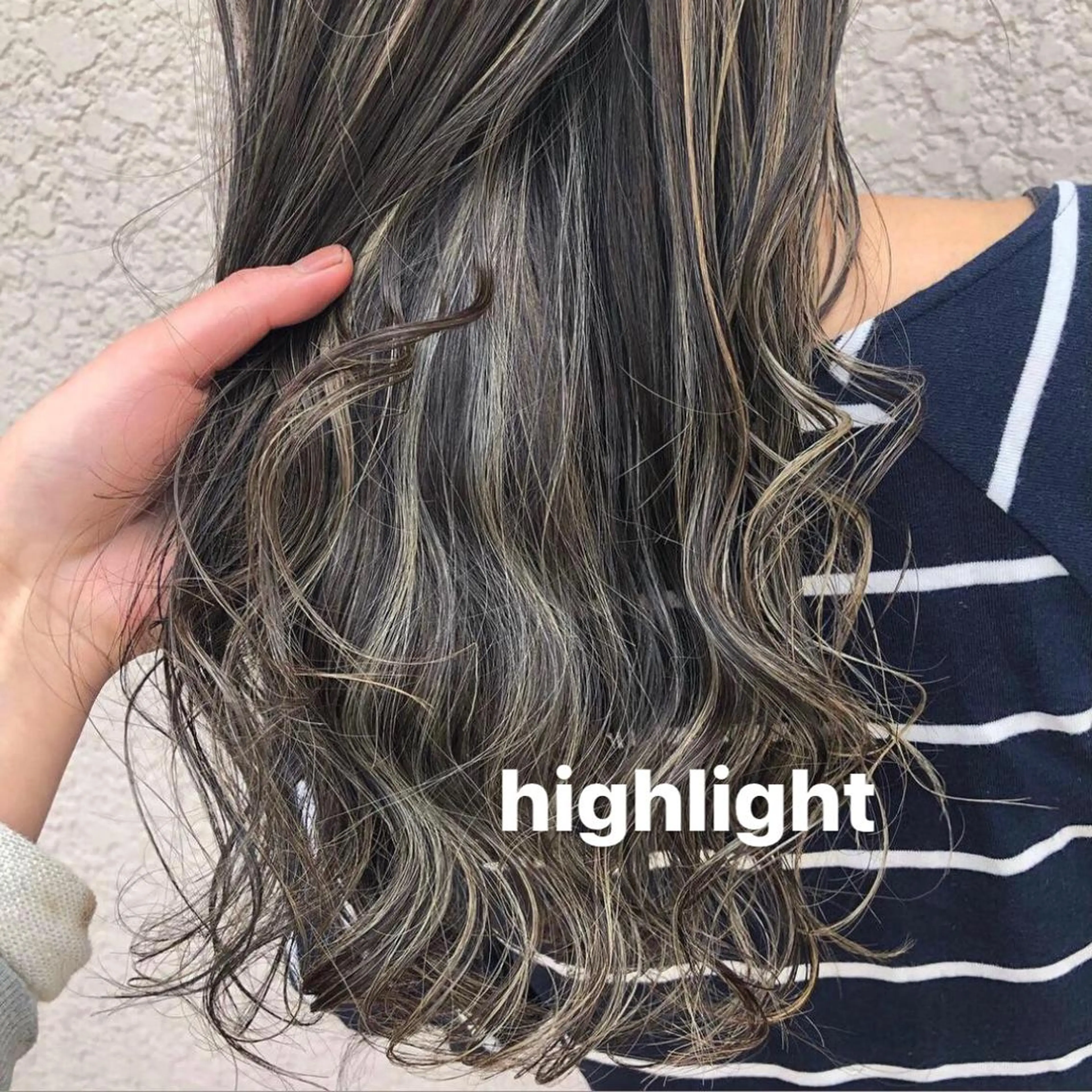 ロング カラー ハイライトカラー ハイライト 会社OKなのに、 ちゃんと可愛い🤎のヘアスタイル