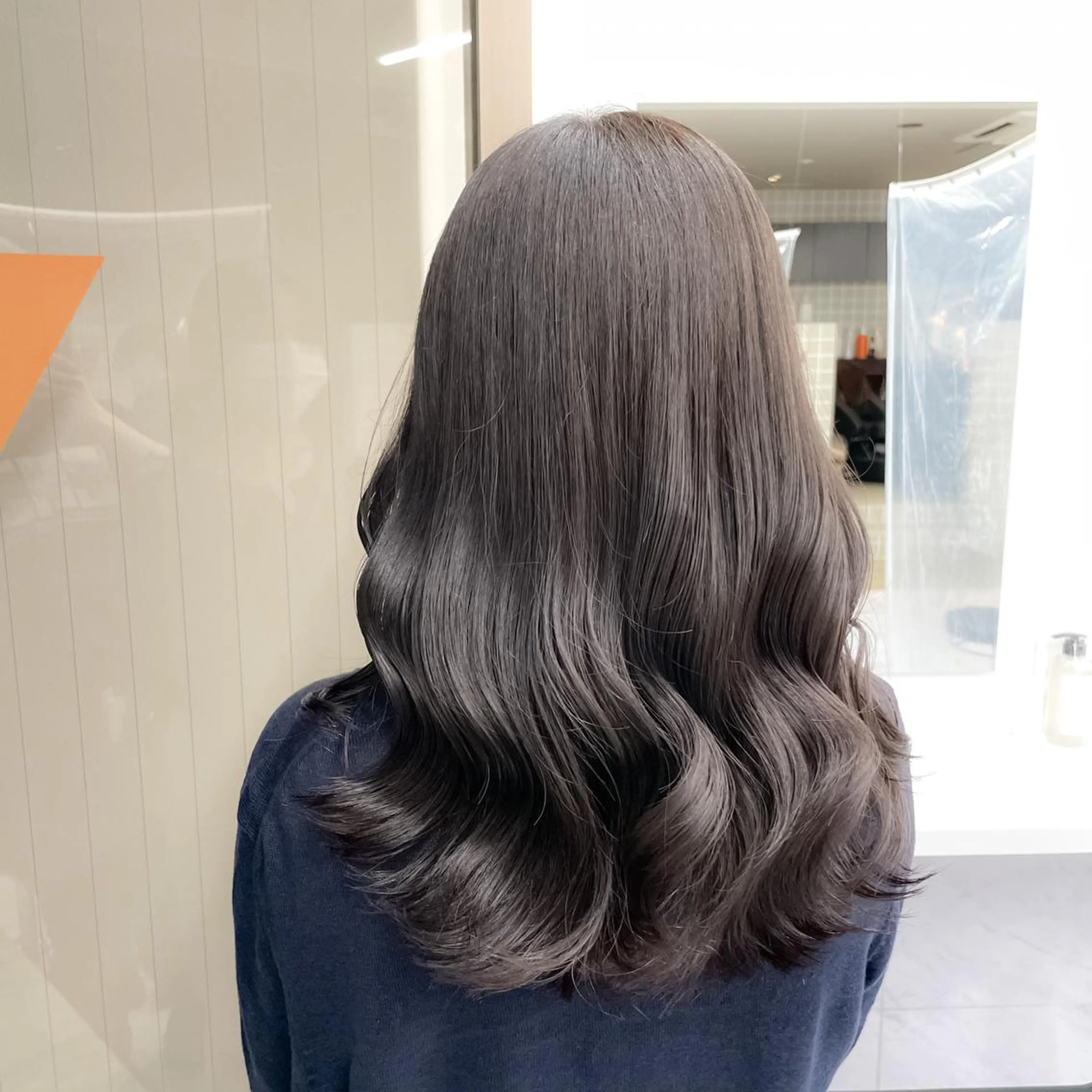 ミディアム カラー ヘアアレンジ 透明感×韓流ハイ トーン🫧RYUTAのヘアスタイル