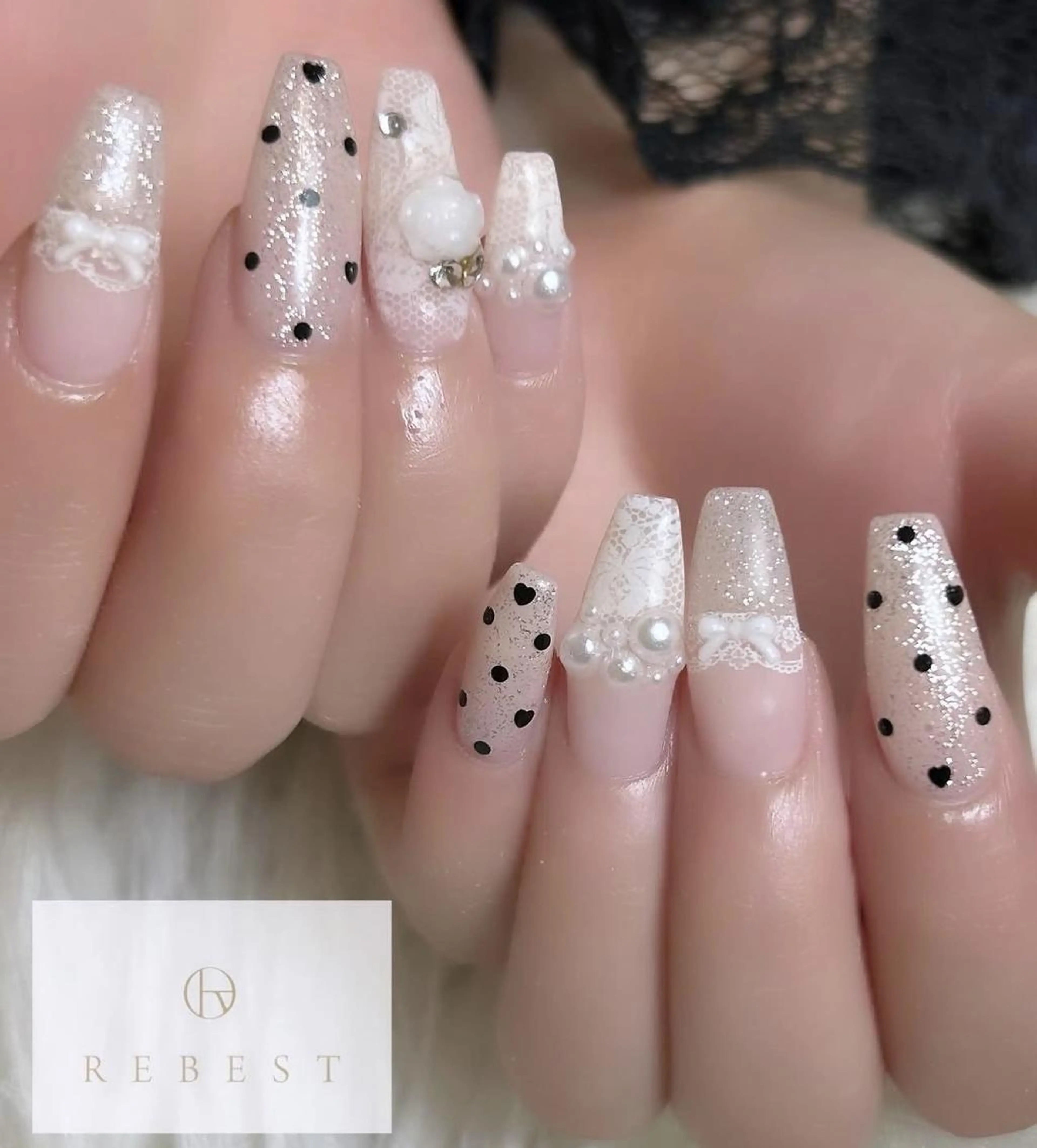 ネイル Sayaka❤️ REBEST京橋のネイルデザイン