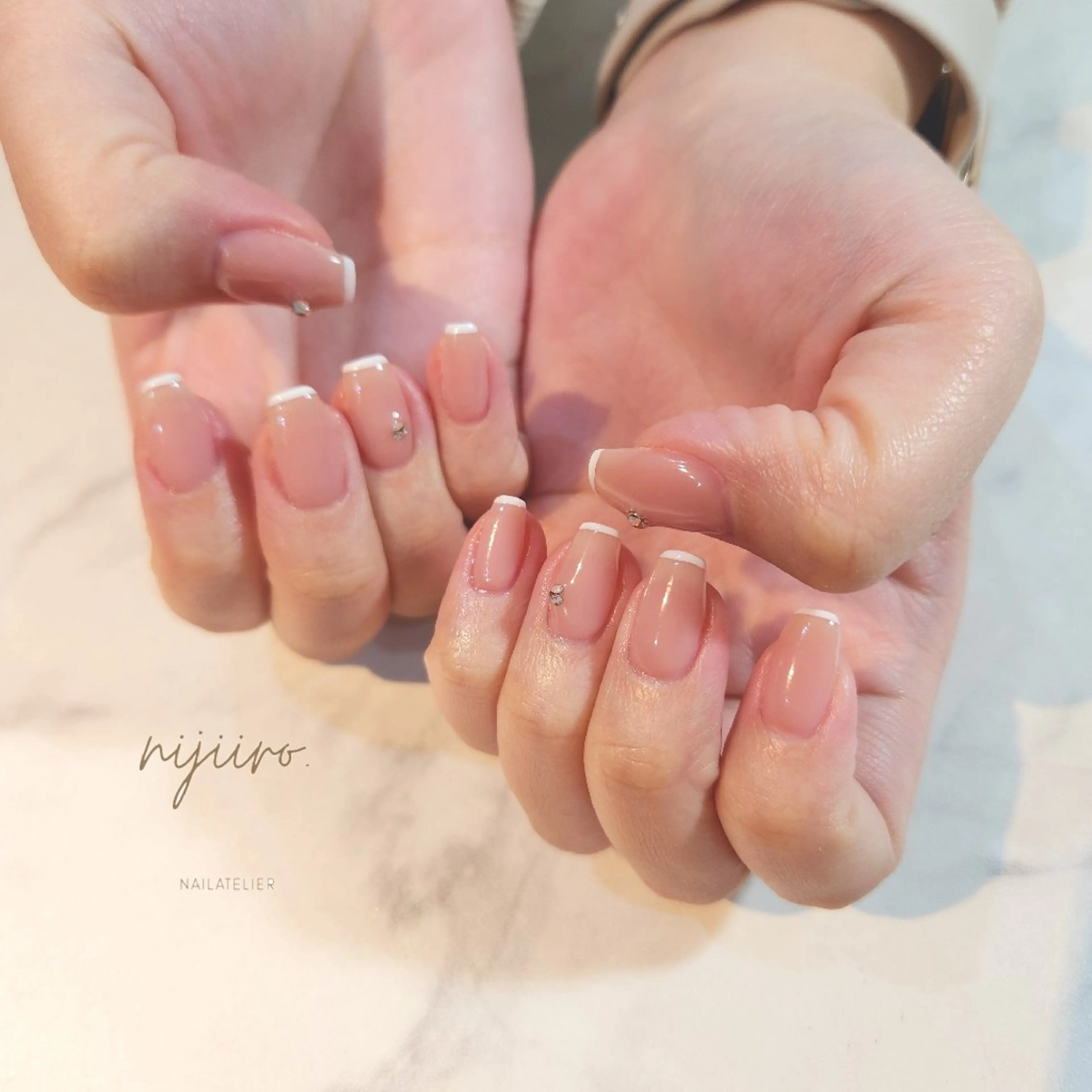 ネイル ハンドネイル nailatelier nijiiro.所属・nijiiro🌈 サトウのネイルデザイン