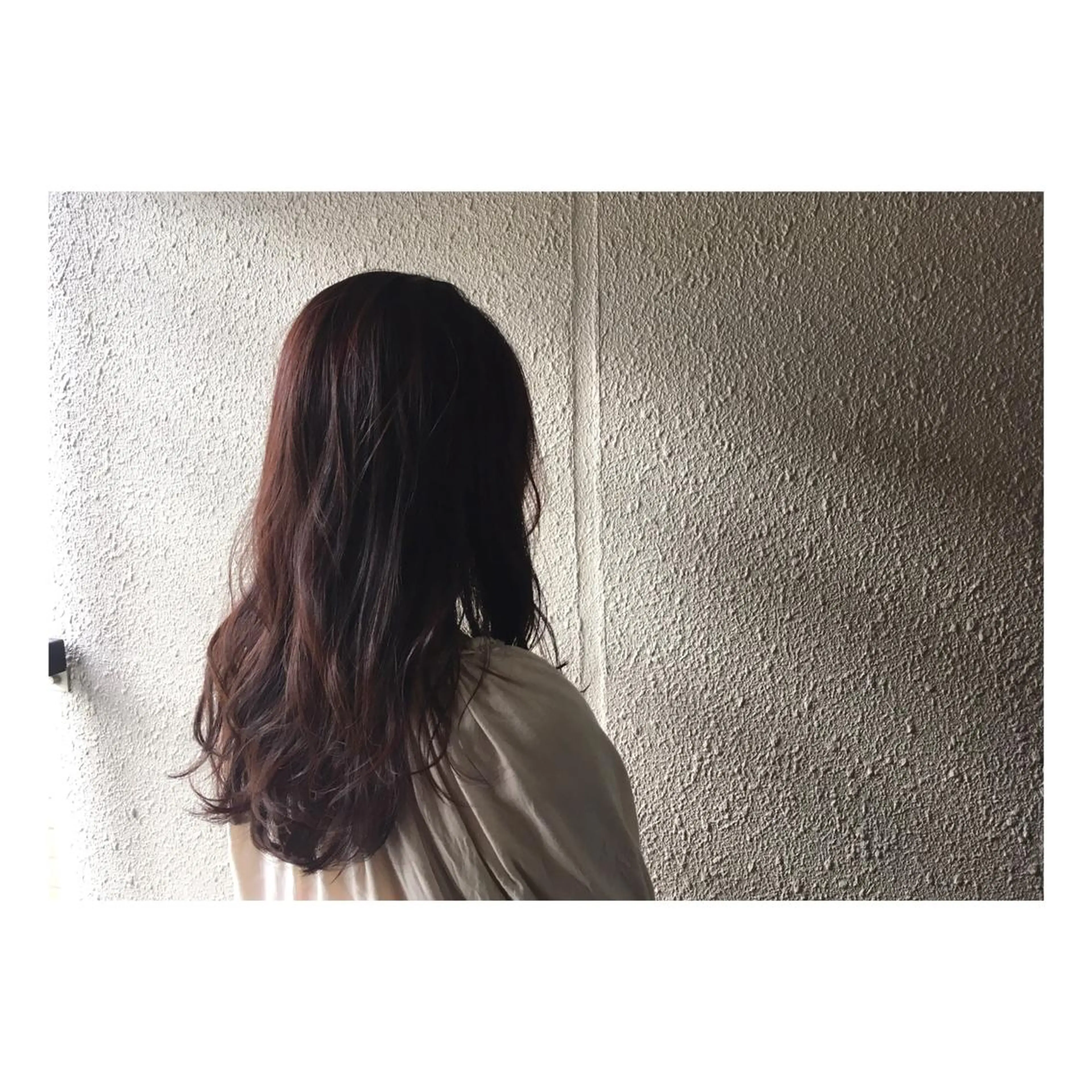 セミロング カラー ピンクカラー サダハルカ ｜chouetteのヘアスタイル