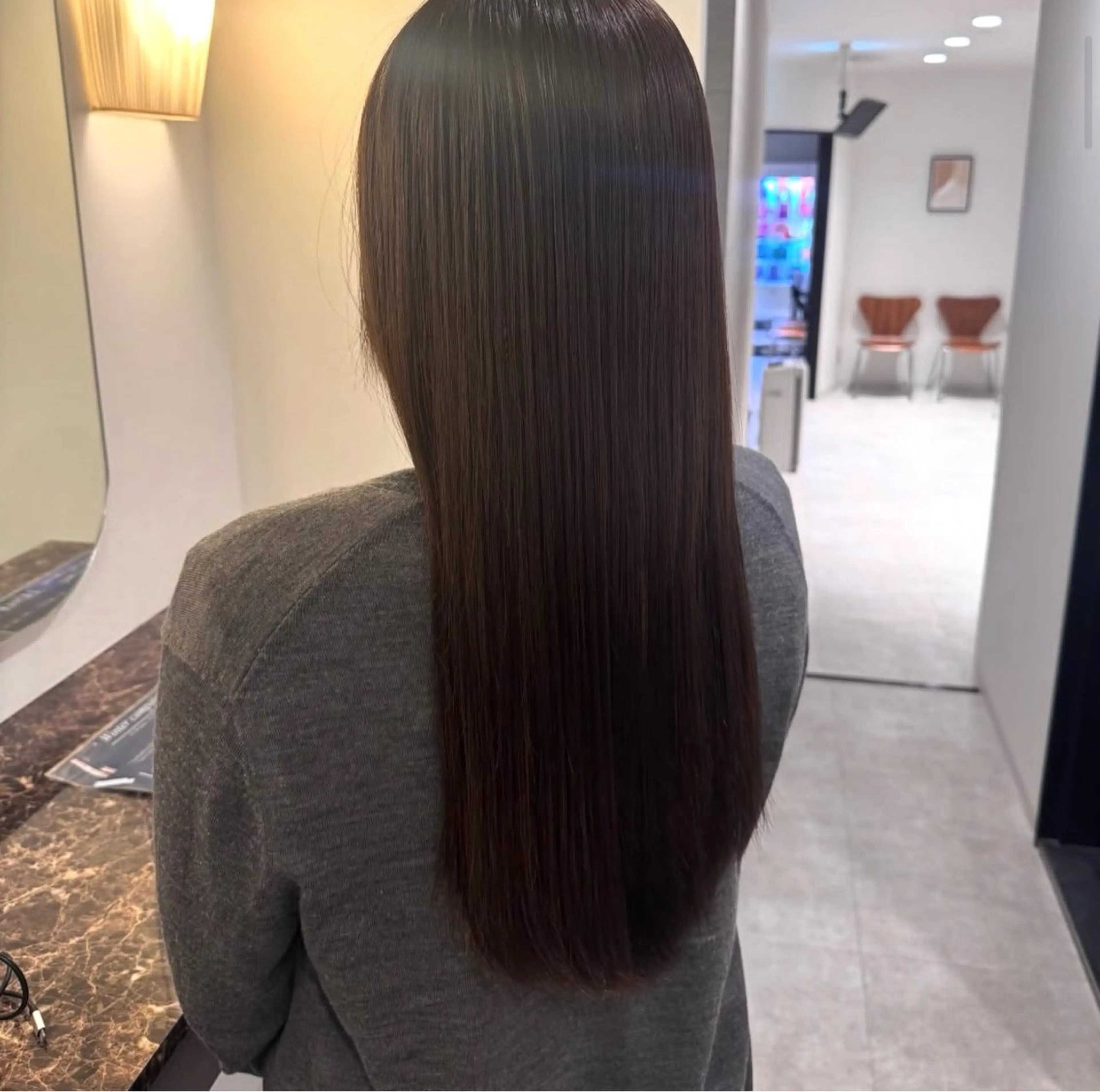 ロング カラー グレージュ Ako / カラーモデル募集のヘアスタイル