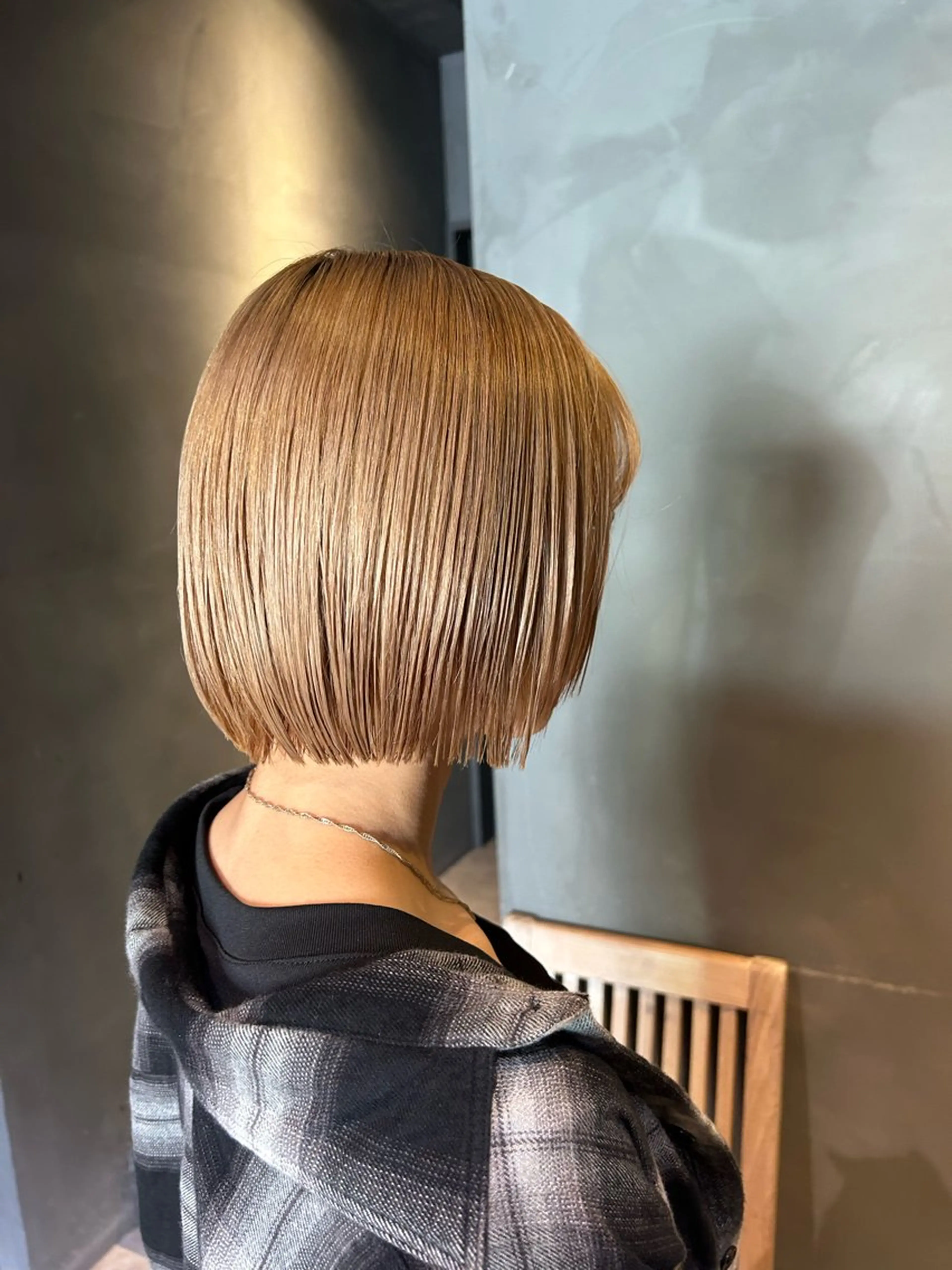 ショート ボブ 小顔カット 山本 夏樹のヘアスタイル