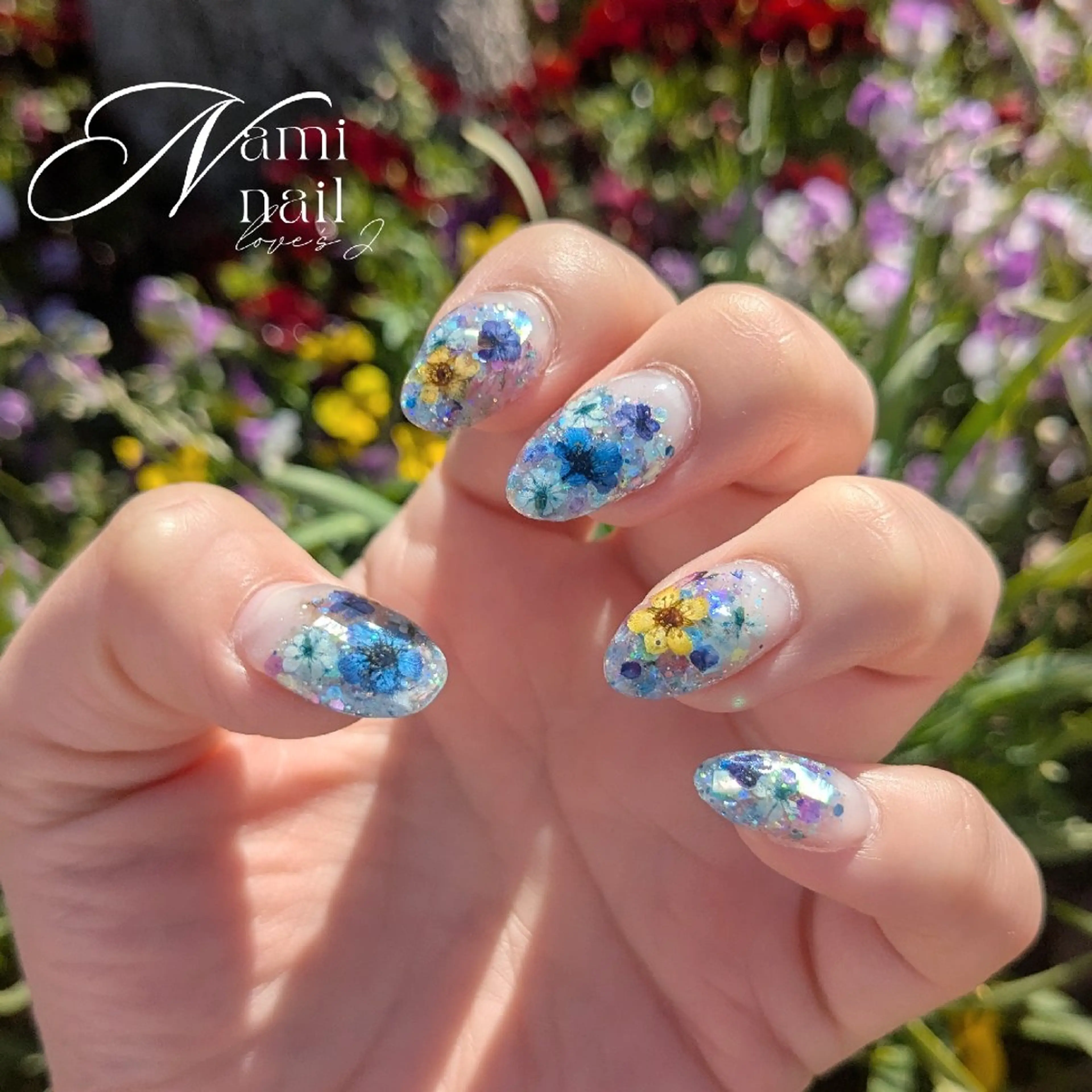 押し花クリスタルスカルプの写真