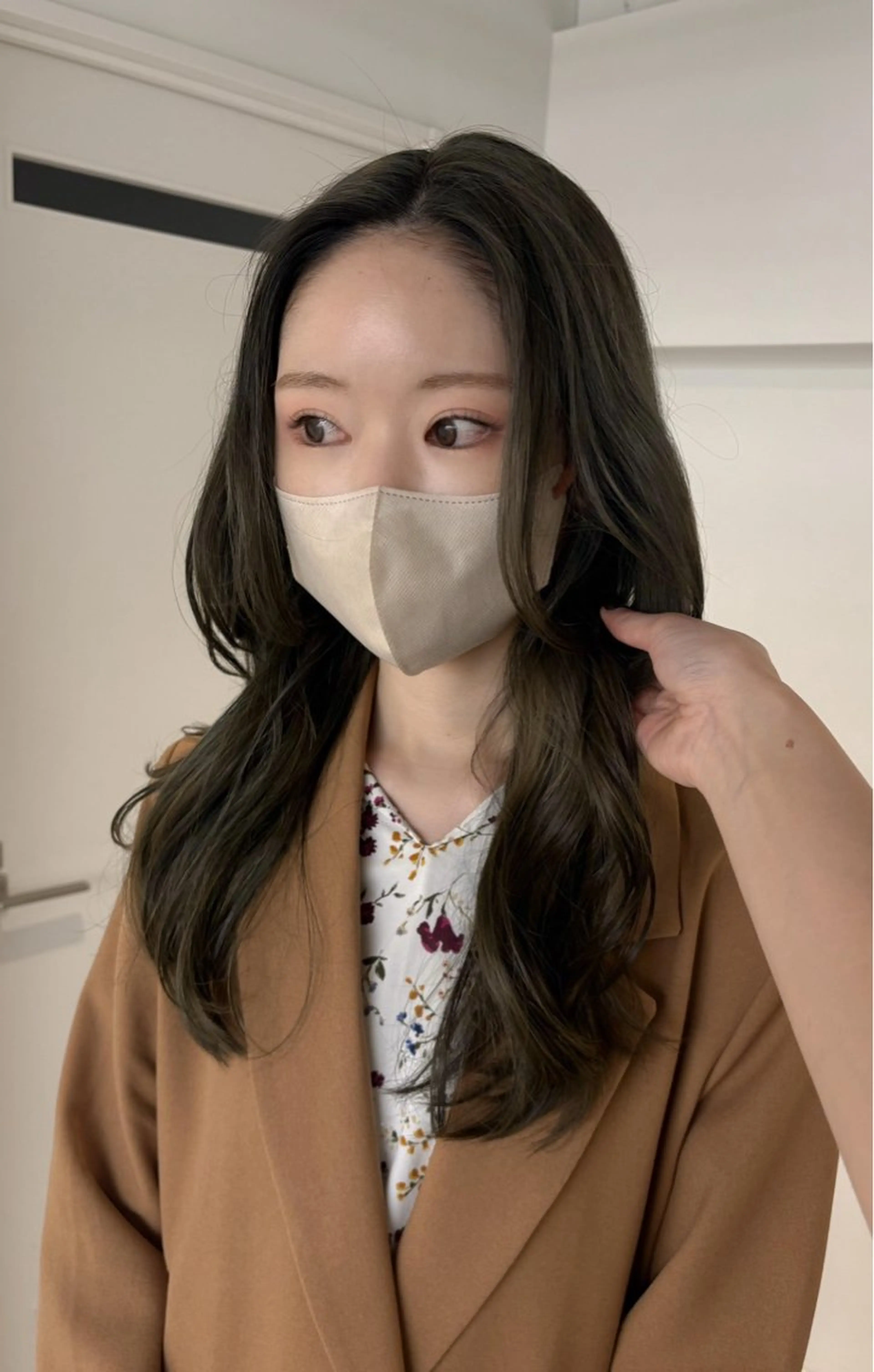 ヘアスタイル・髪型カタログ「ブリーチ2回のolive gray」by【sica