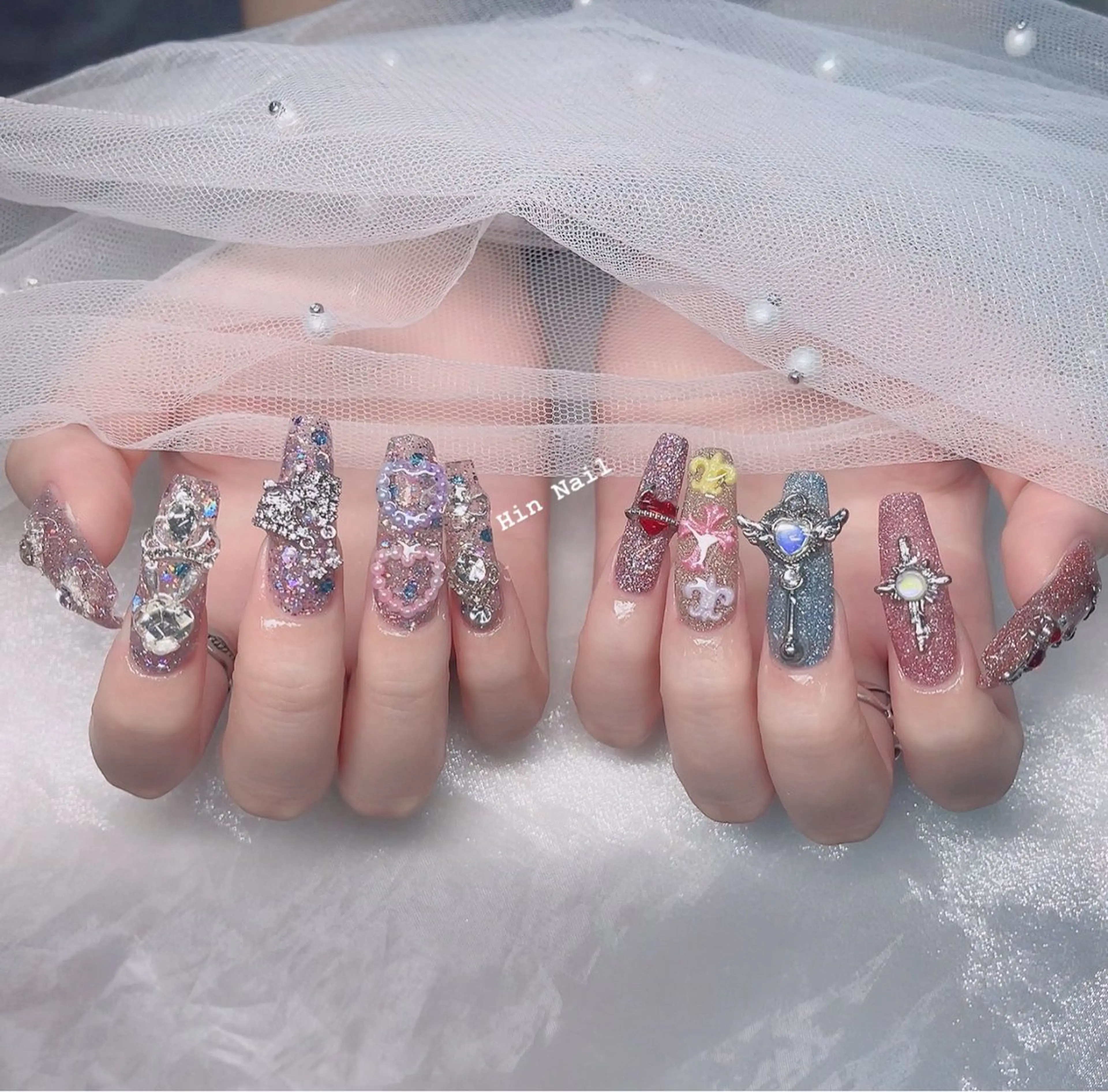 ネイル ハンドネイル HIN NAILのネイルデザイン