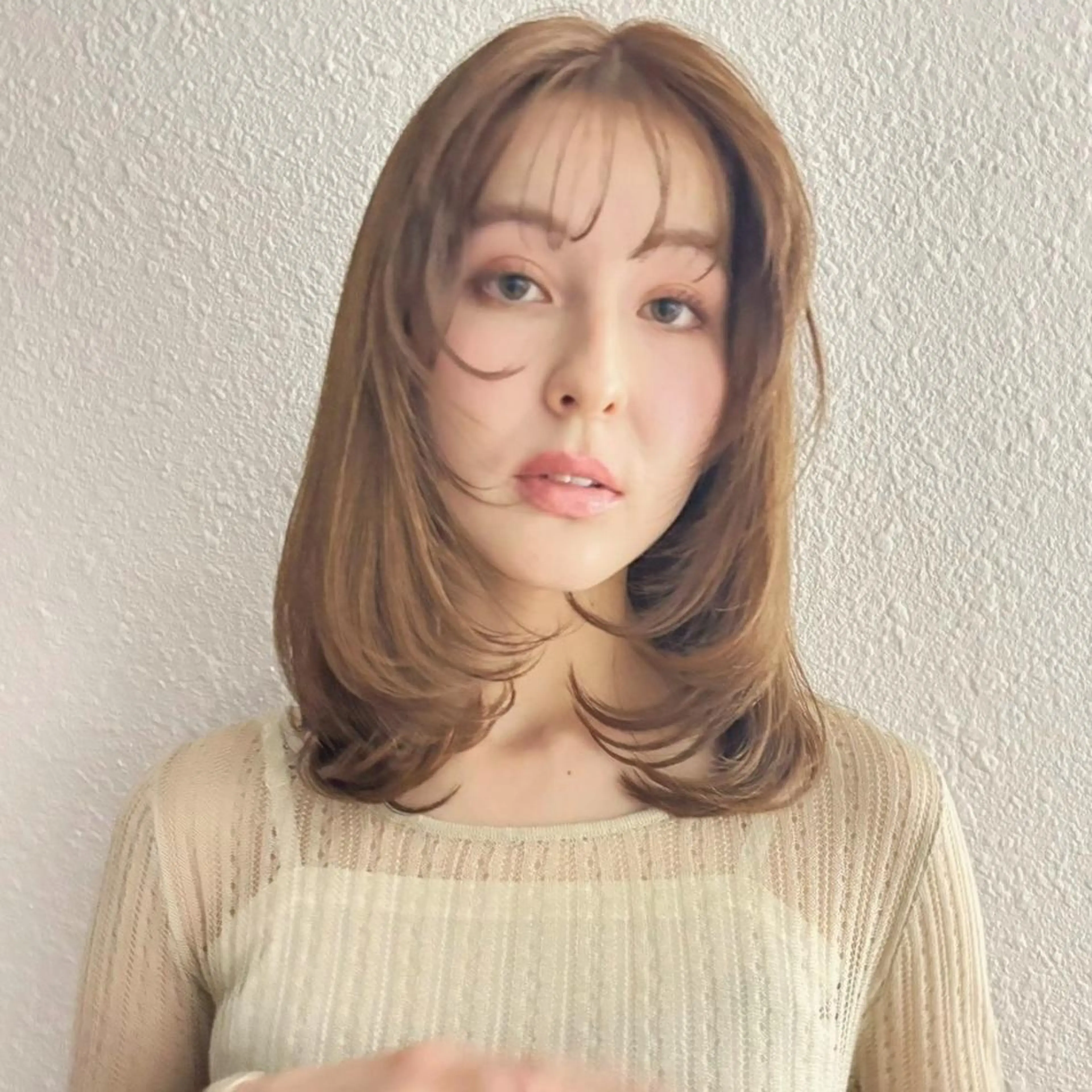 セミロング 艶髪ストレート❇️ レイヤー❇️出町光流のヘアスタイル
