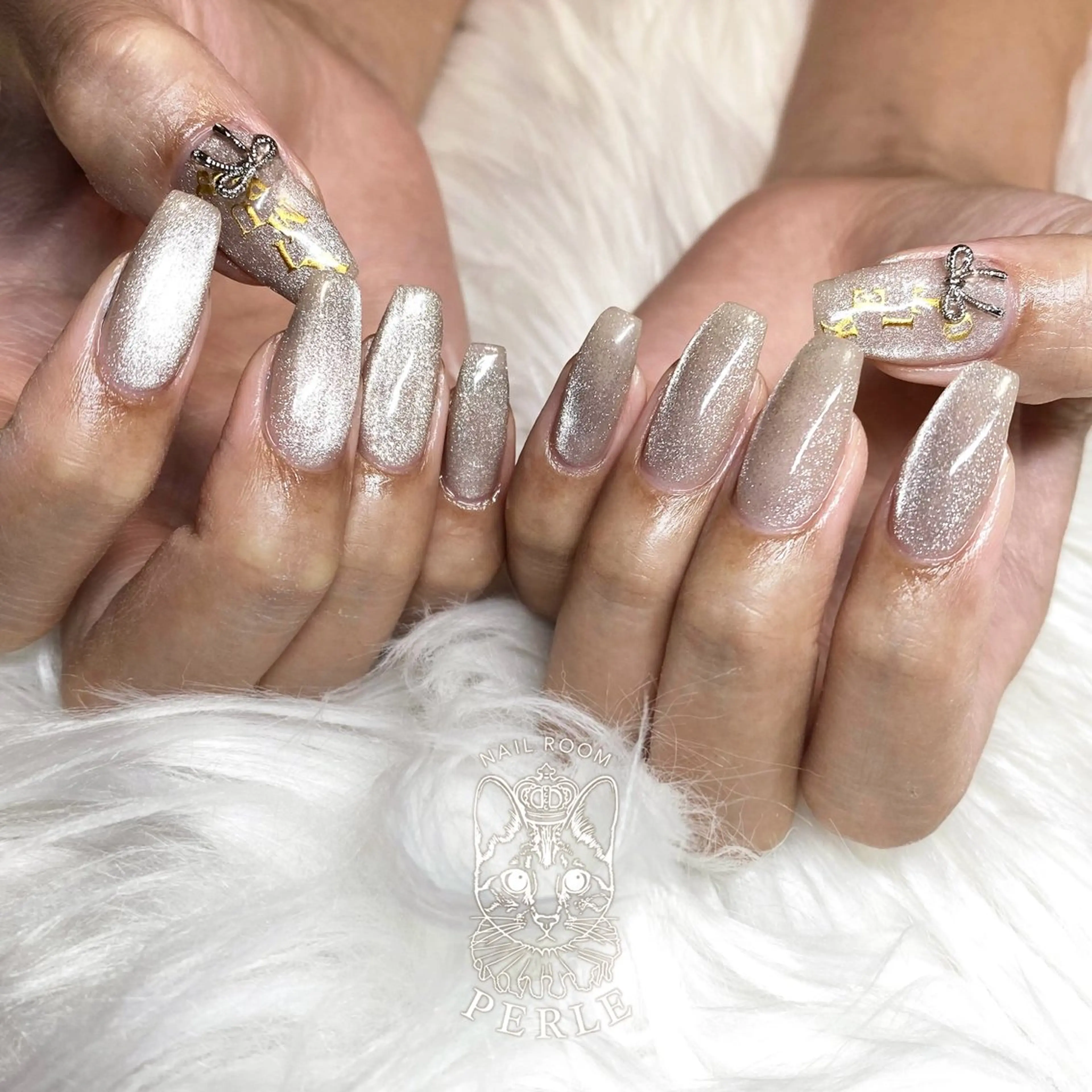 ネイル マグネットネイル nail room Perleのネイルデザイン