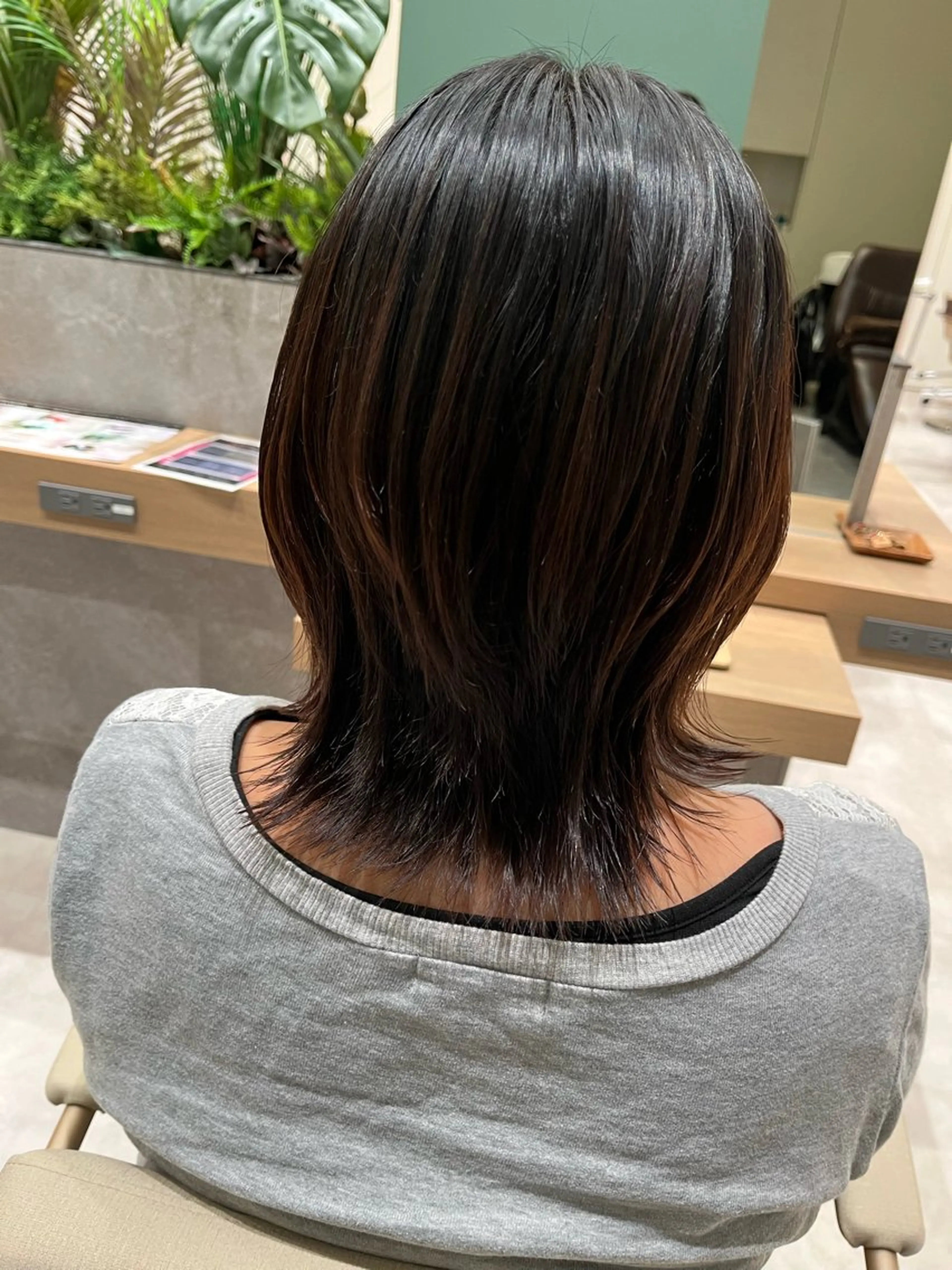 ミディアム afrodite 〈京橋〉Riyuのヘアスタイル