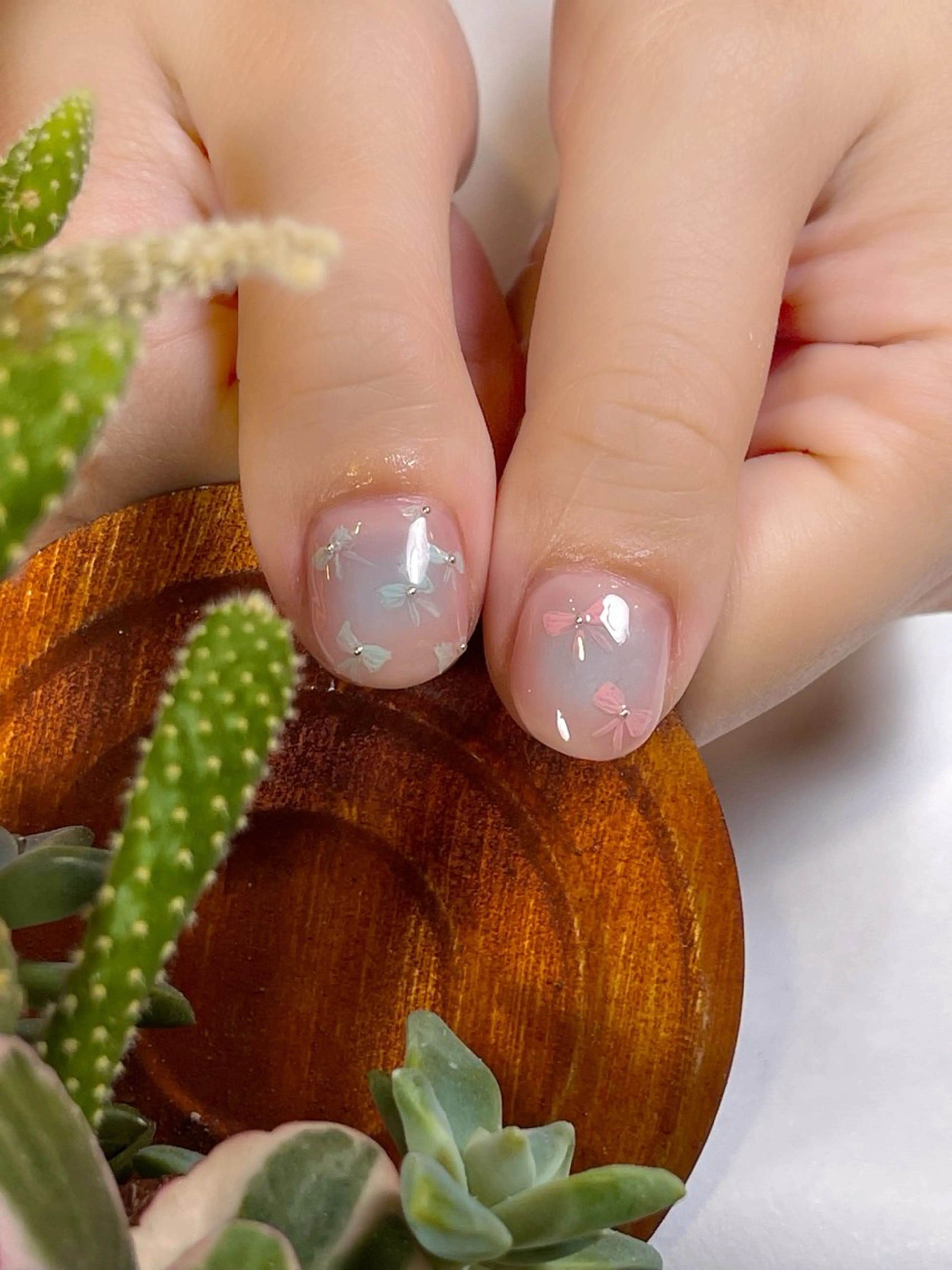 ネイル 韓国ネイル リボン chirin nailのネイルデザイン