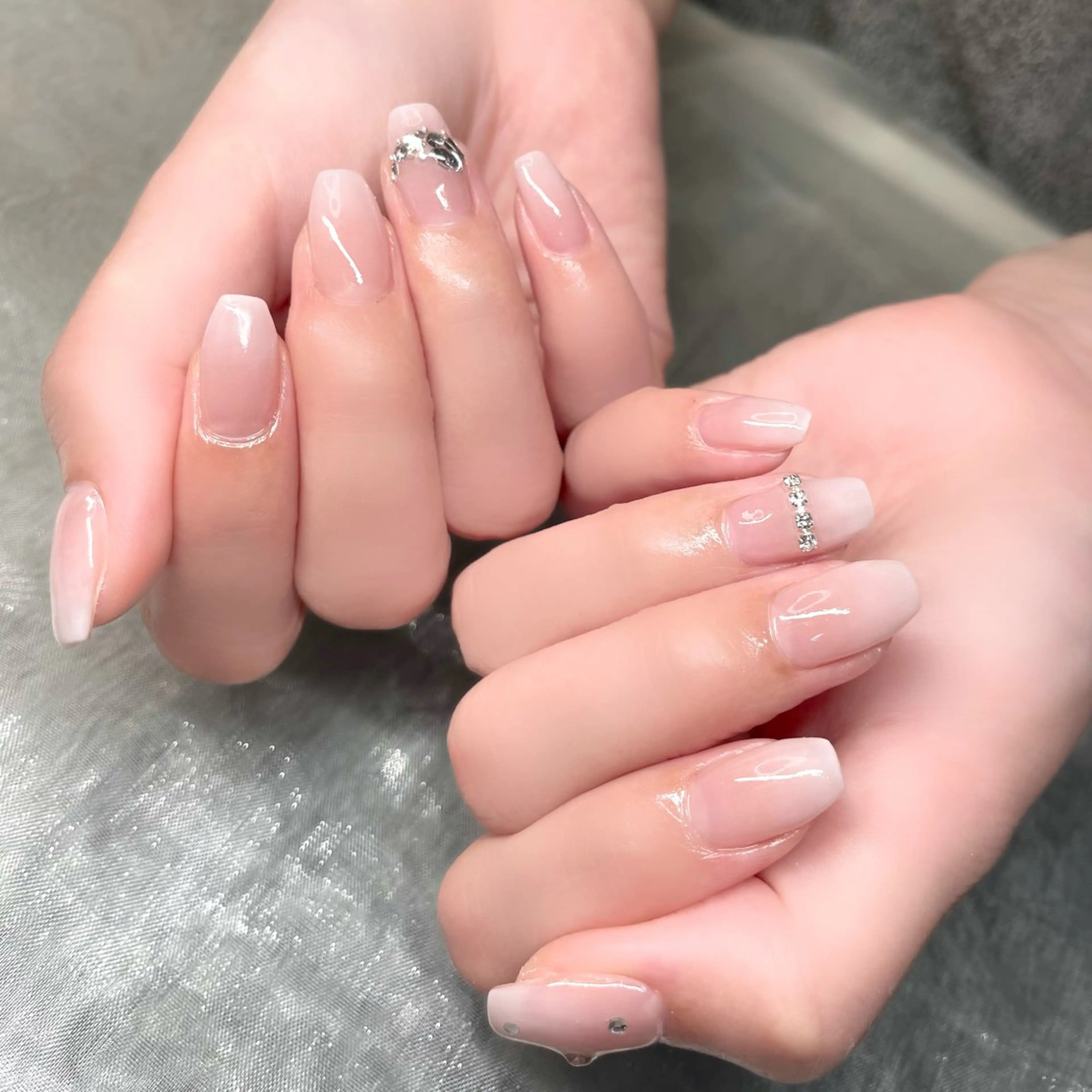 ネイル ストーンネイル ハンドネイル Nailist suzuのネイルデザイン