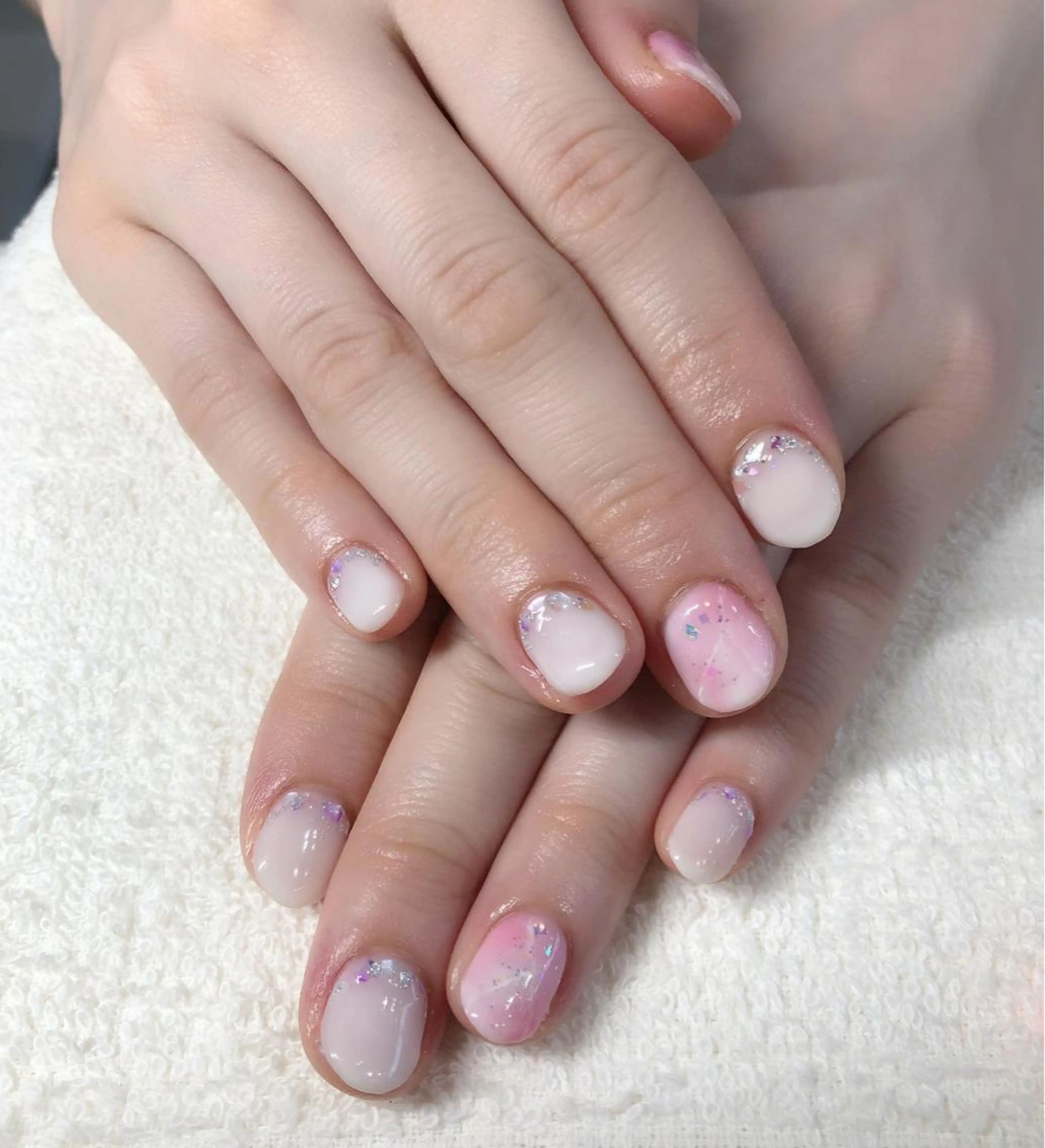 ネイル 遊津 美来のネイルデザイン