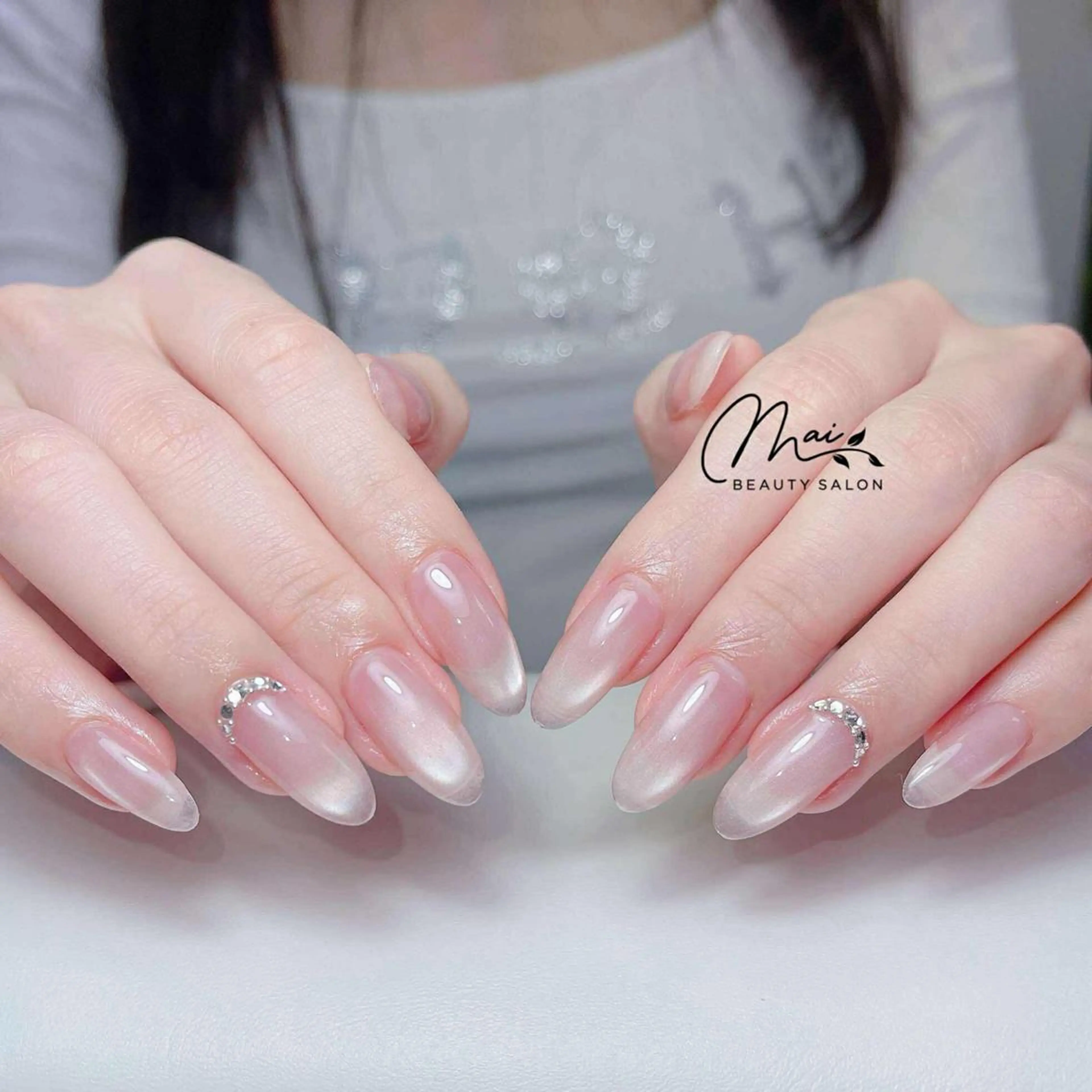 ネイル オーロラネイル チークネイル 長さ出し フラッシュネイル フットネイル MaiBeauty To  Toのネイルデザイン