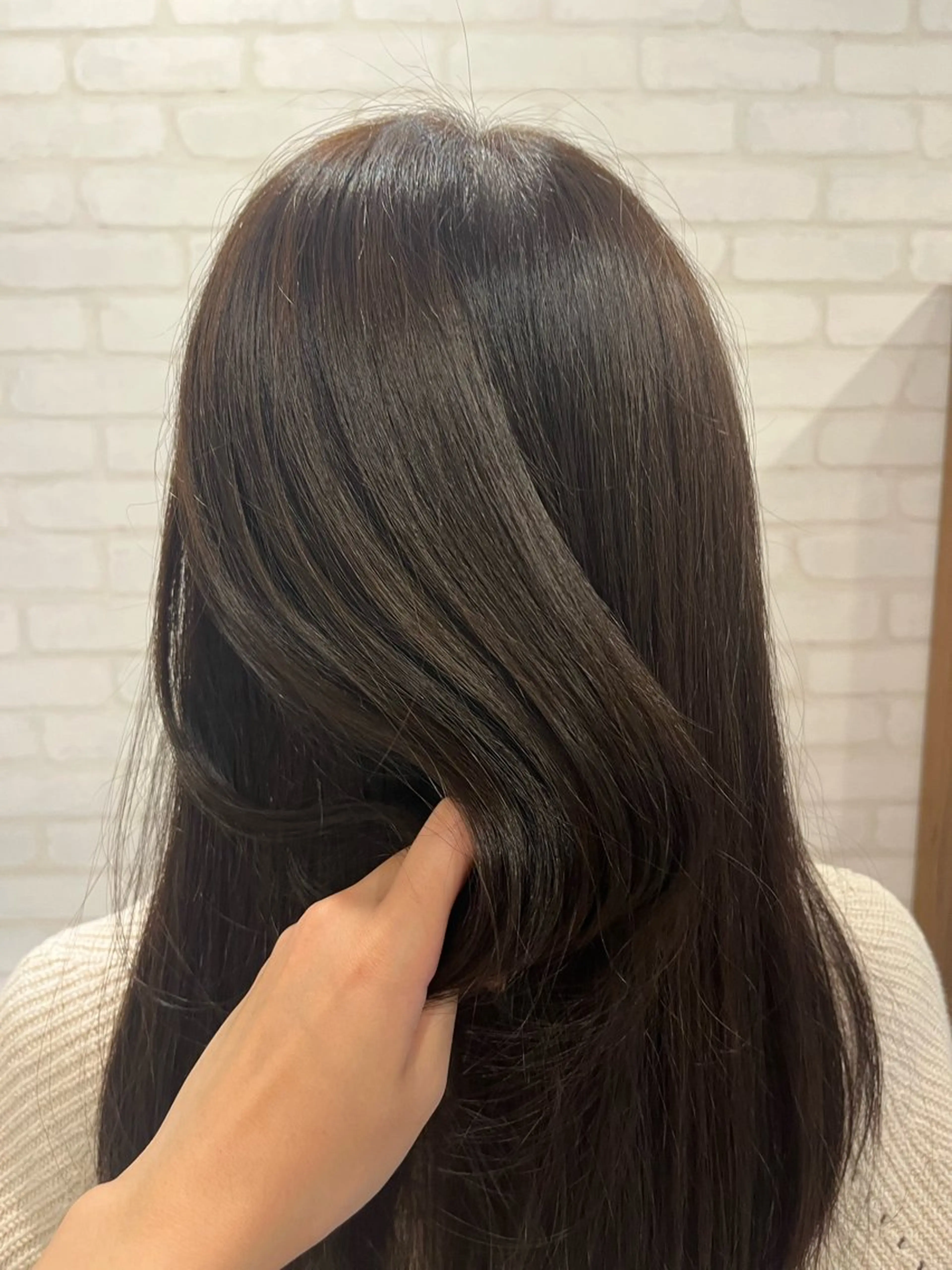 カラー ブラウンカラー オリーブブラウン 阿部 うららのヘアスタイル