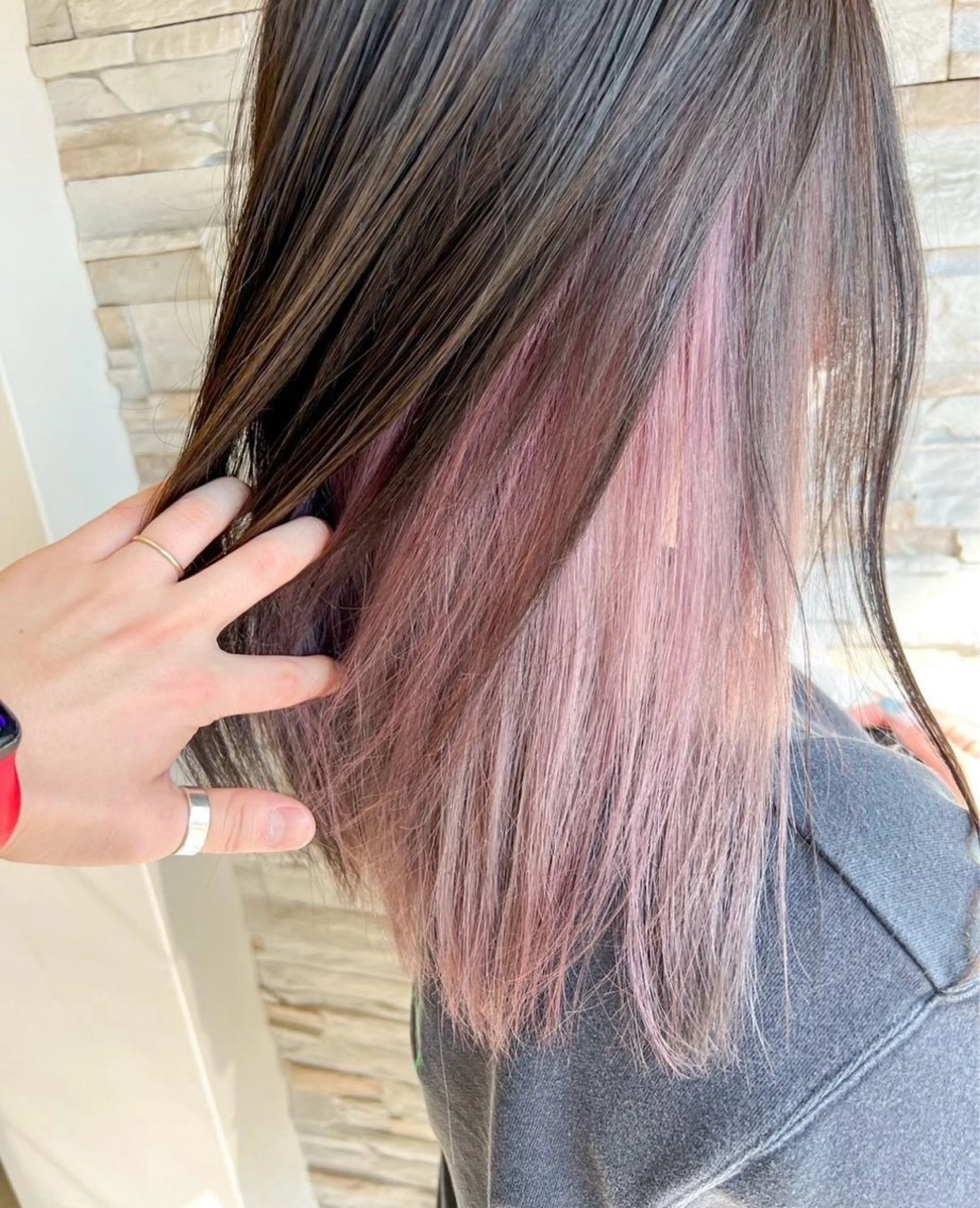 カラー 林 美月のヘアスタイル