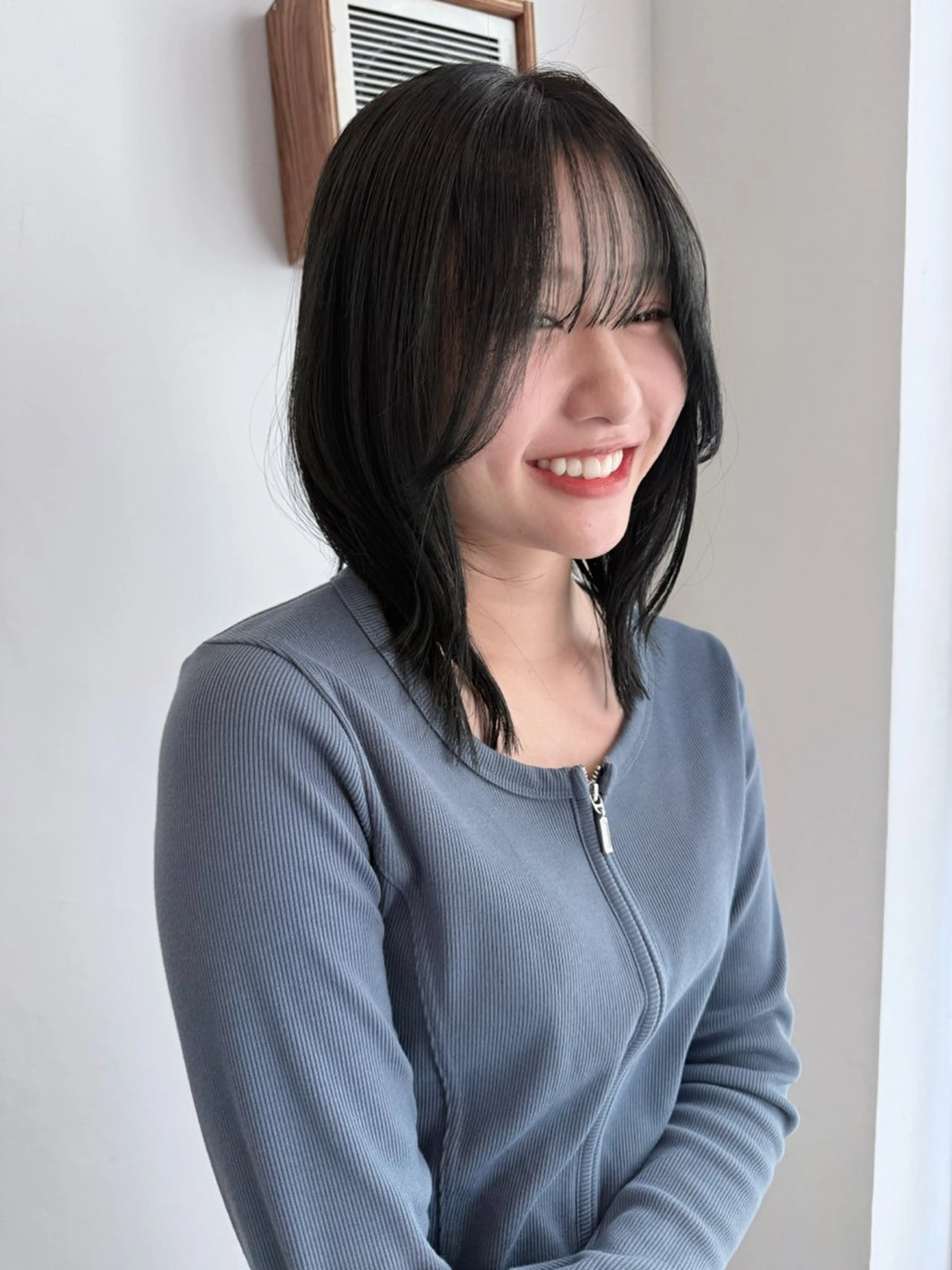 ミディアム カット ヘアカラー トリートメント ヘアセット 【韓国レイヤー特化 ハッシュカット】のヘアスタイル