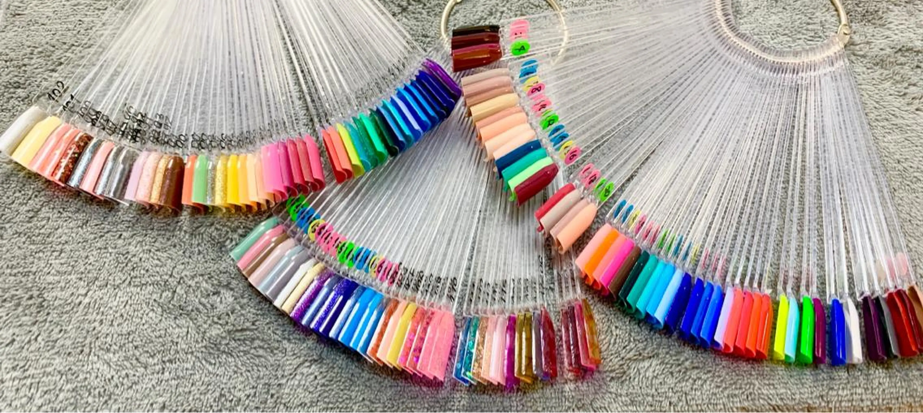 ネイル Rena-ju キャサディのネイルデザイン