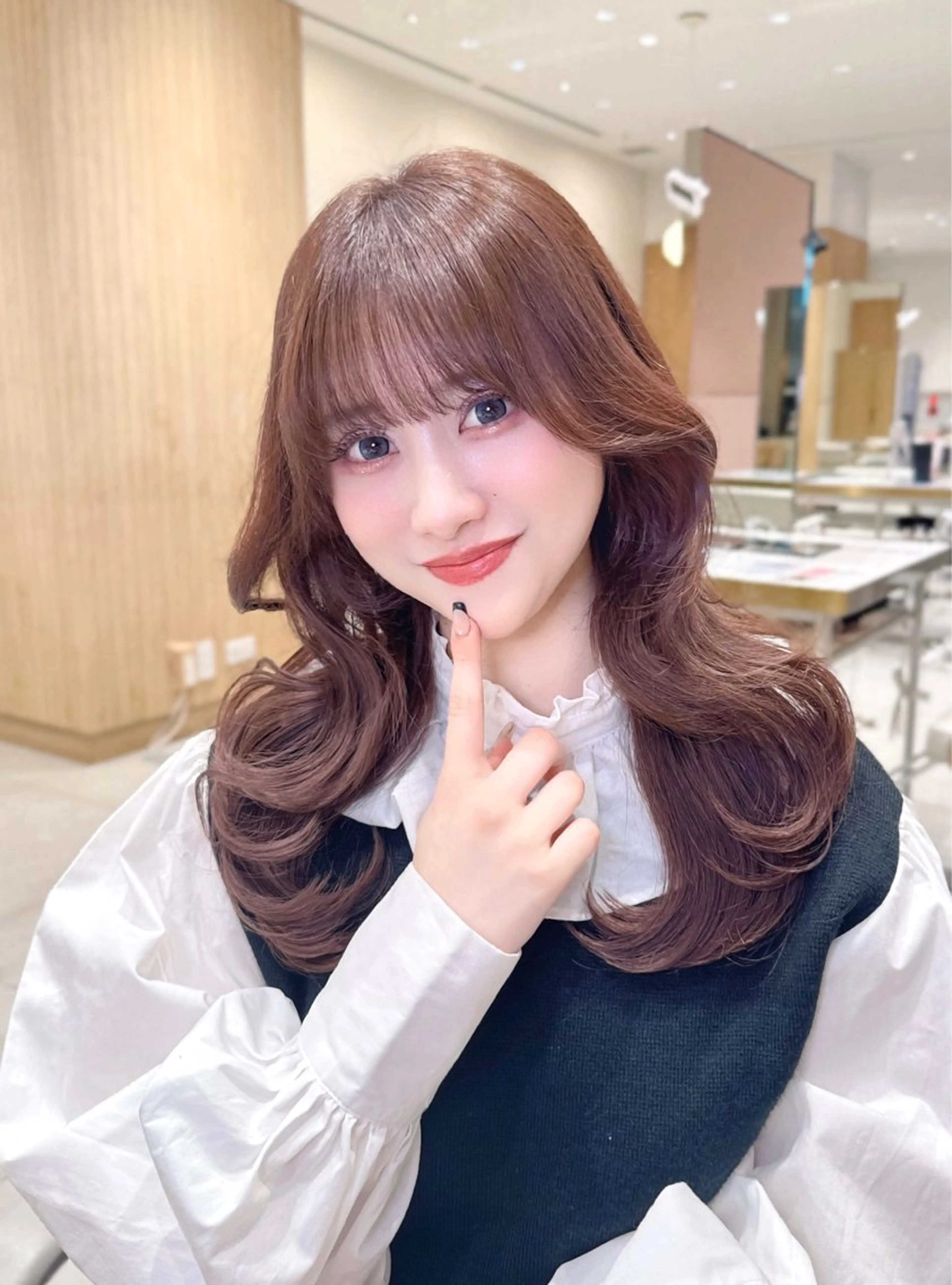 セミロング カラー カット ヘアカラー トリートメント ヘッドスパ ヘアセット 韓国ヘア/レイヤー/ 顔まわり/りょーとのヘアスタイル