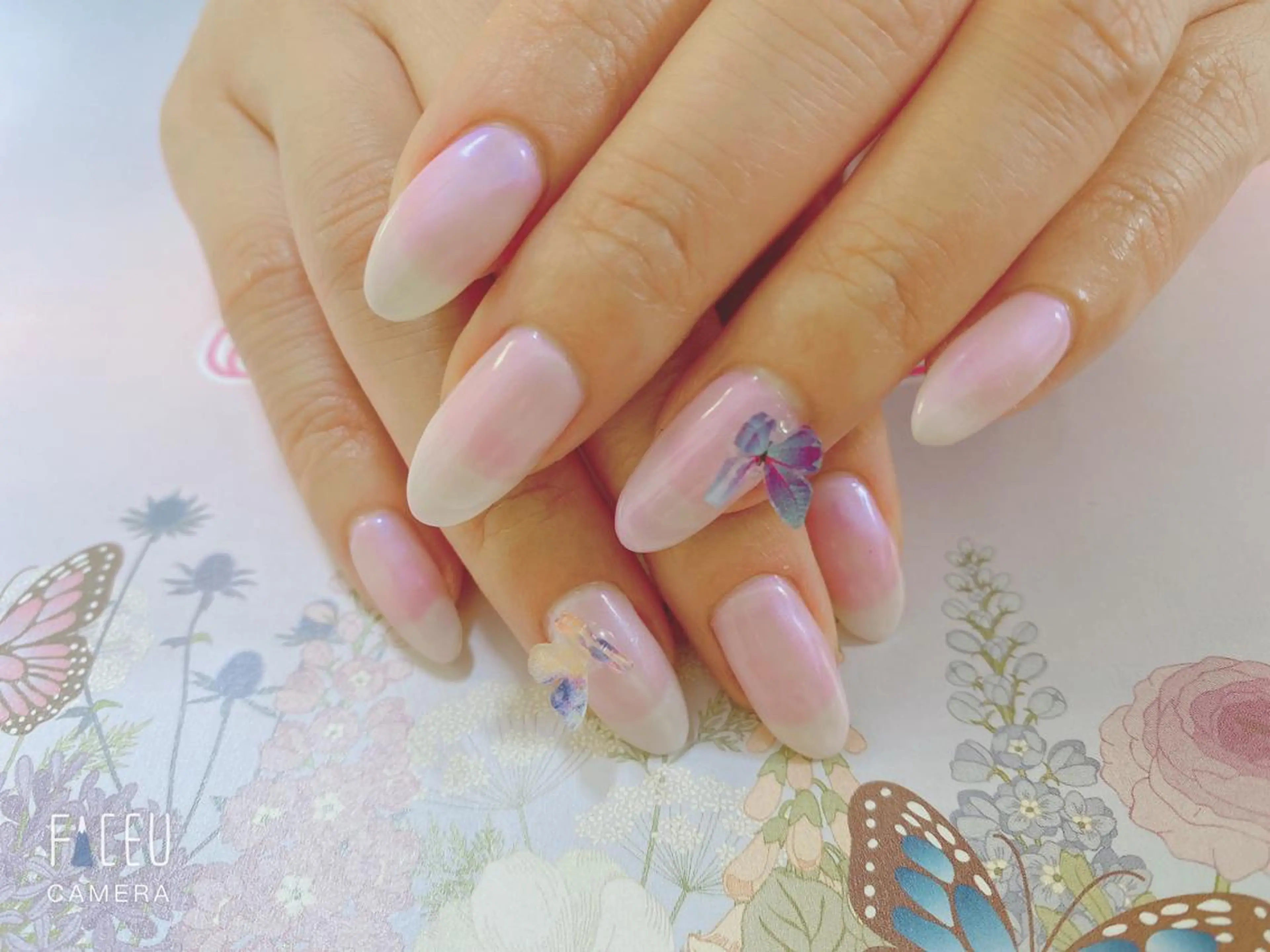 ネイル ネイルサロンエクラ 🫧Shizukaのネイルデザイン