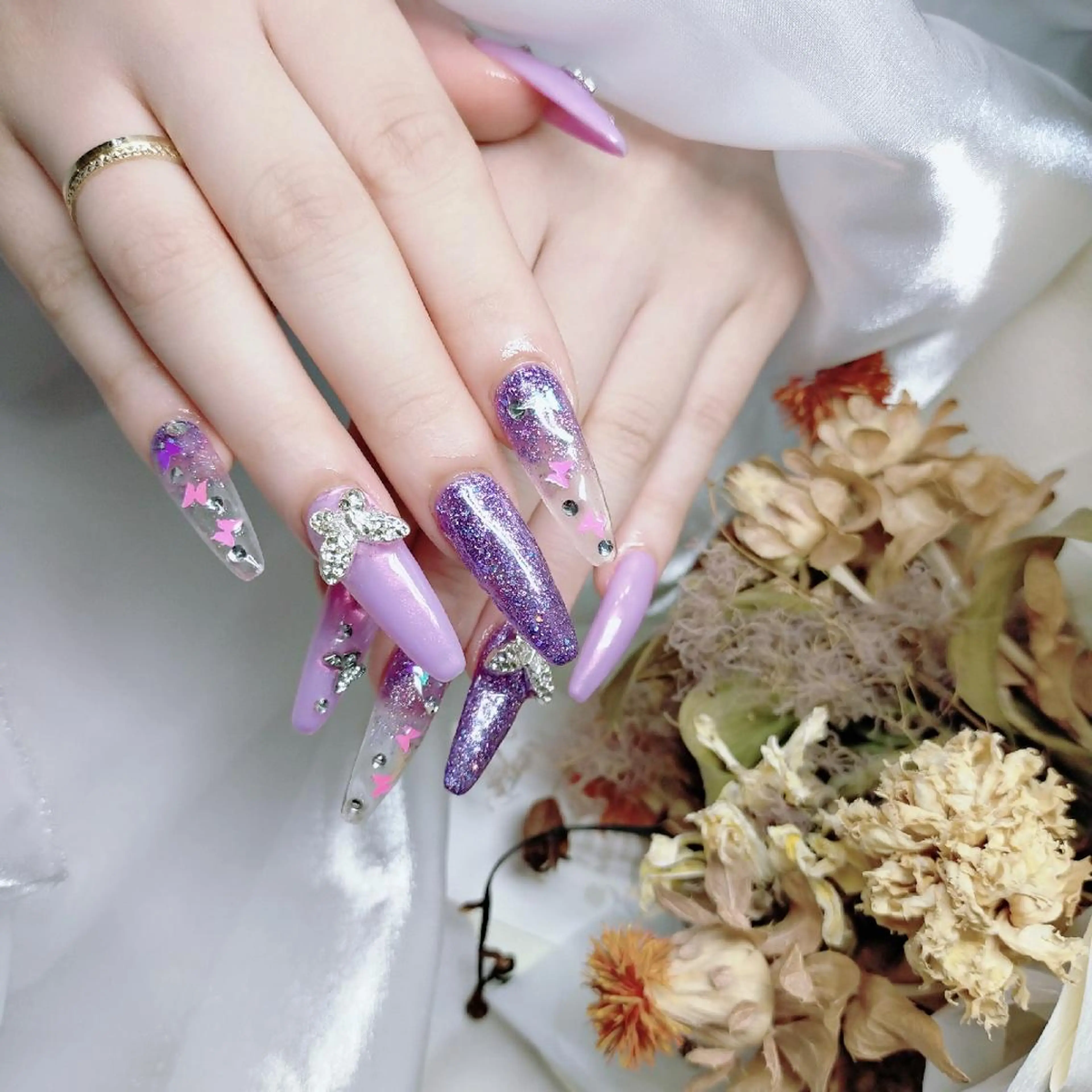 ネイル ハンドネイル 森 ネイルサロンのネイルデザイン