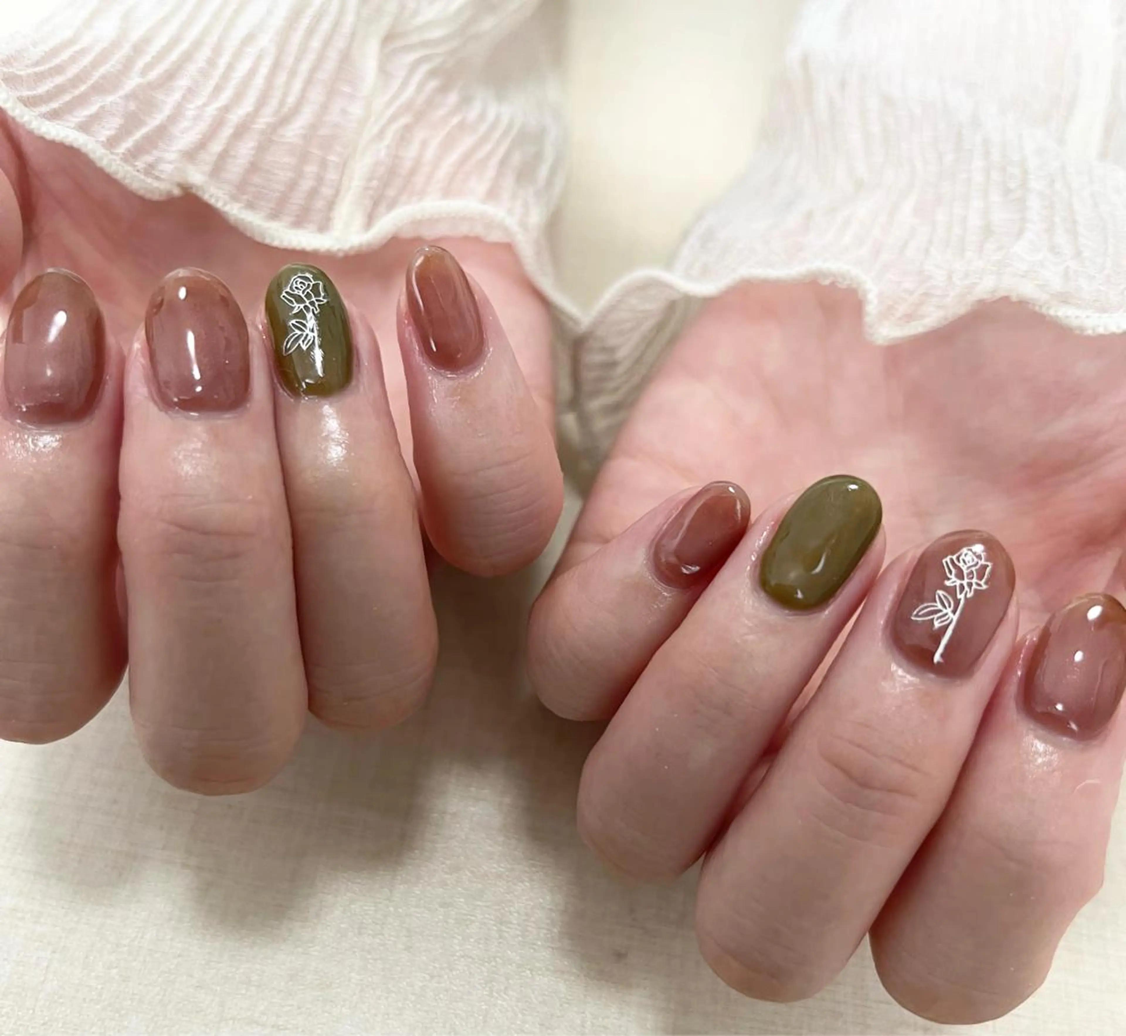 ネイル ハンドネイル わたなべ さやかのネイルデザイン