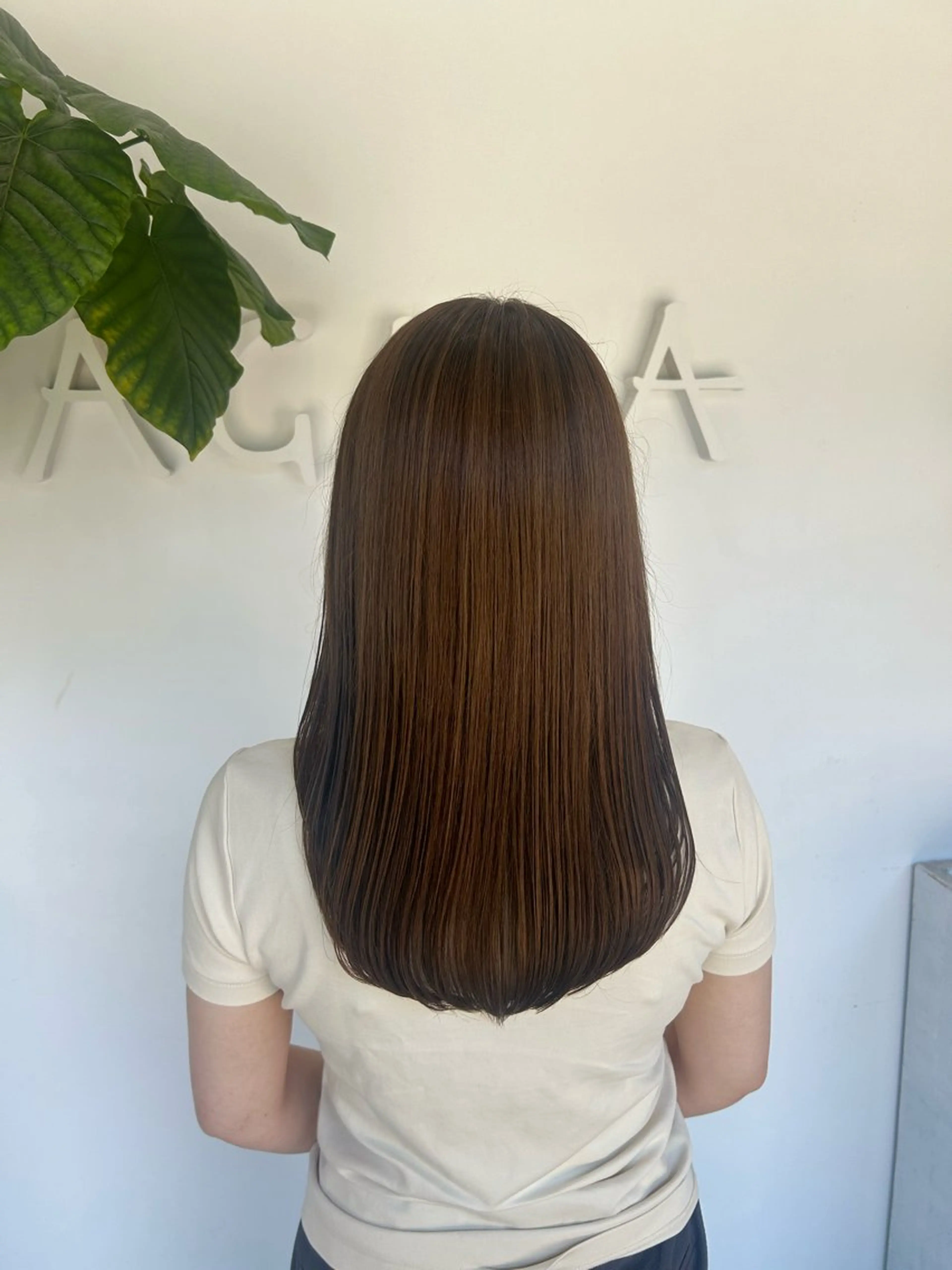 ロング ツヤ感オリーブカラー /mei✨️のヘアスタイル