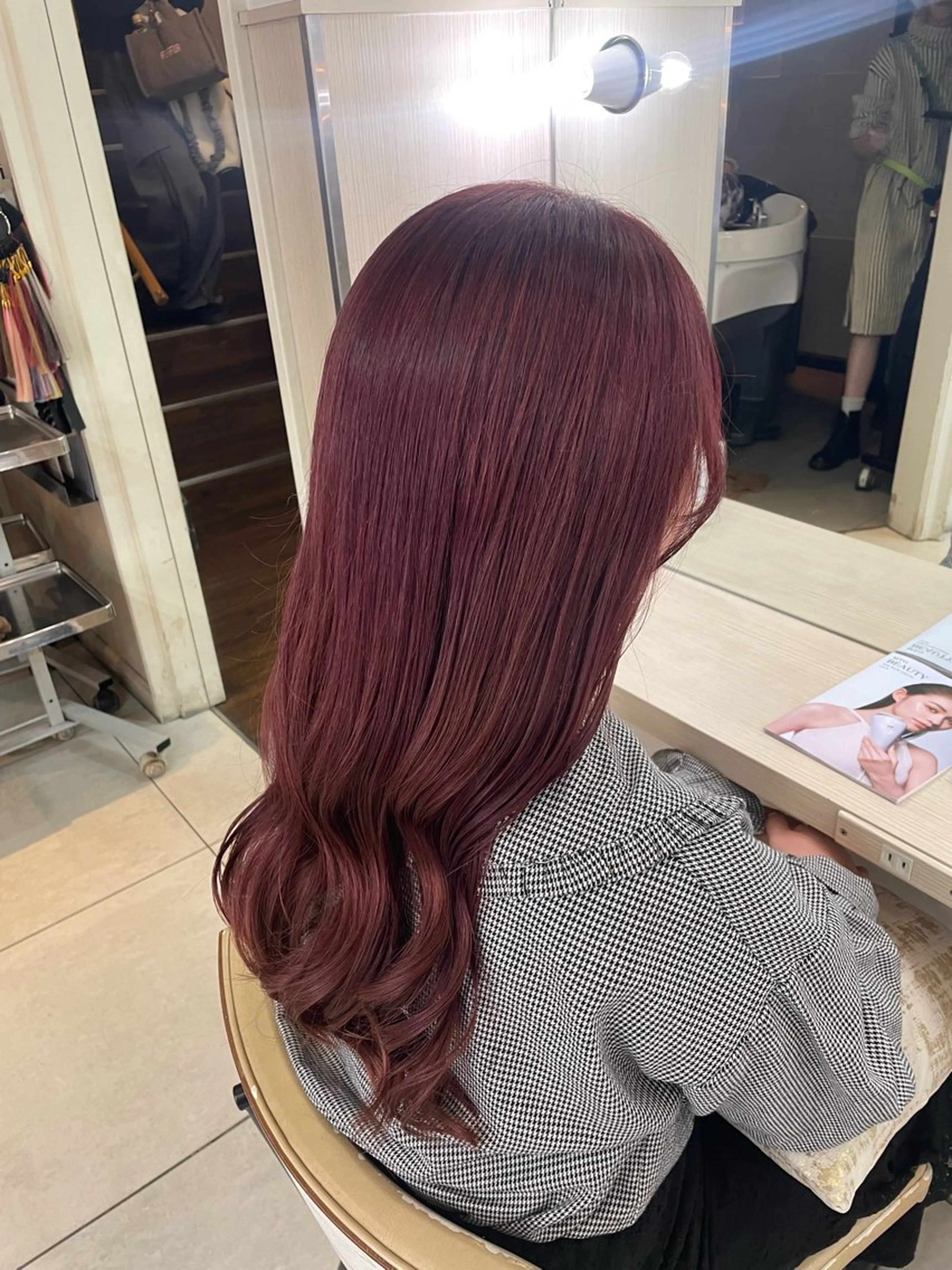 セミロング カラー ピンクカラー レッドカラー ヘアカラー 横浜パーマ🌐メンズ 暖色カラーもえかのヘアスタイル