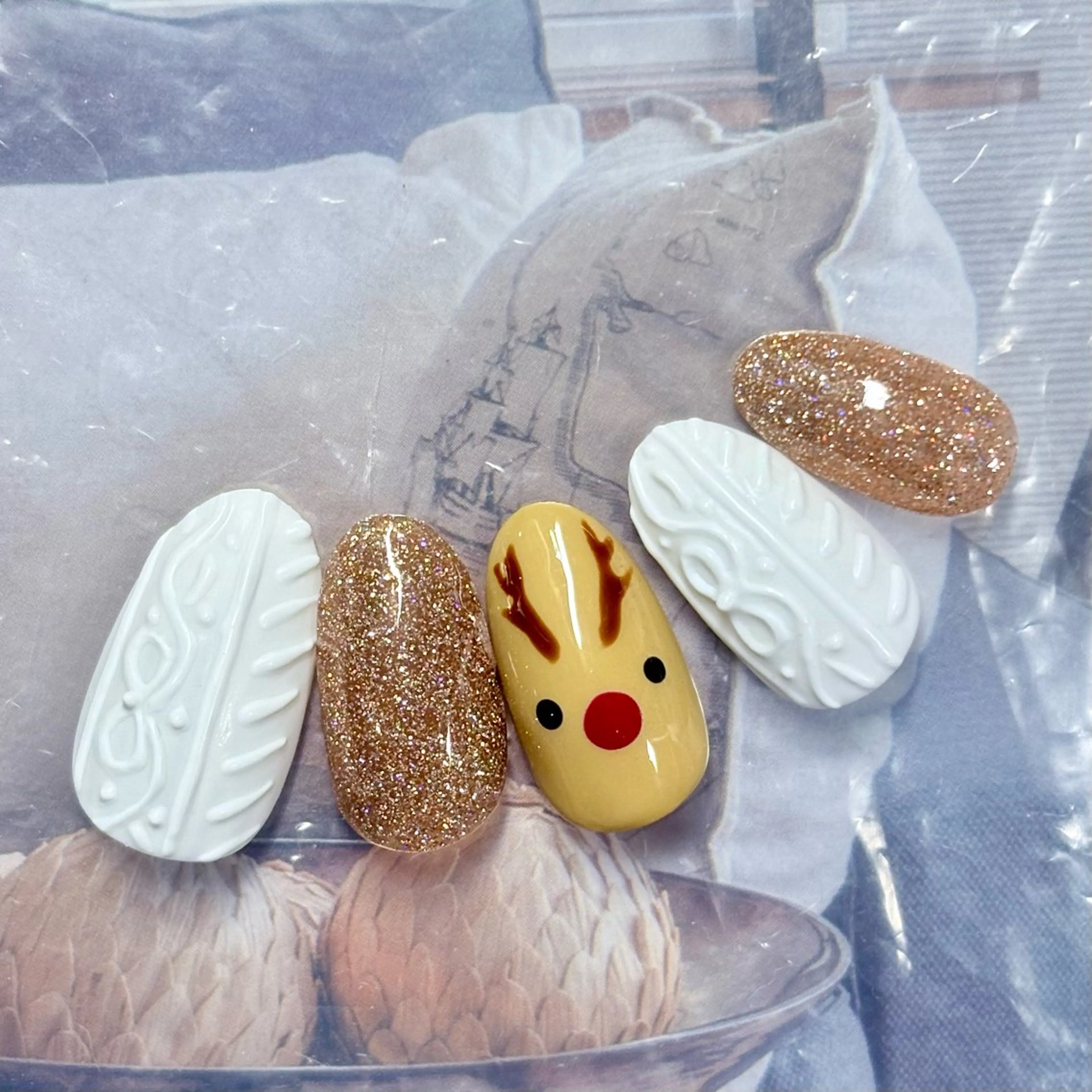 ネイル ジェルネイル マットネイル 冬ネイル ハンドネイル 一人ひとりに寄り添う 施術🌈IRiS🪽のネイルデザイン