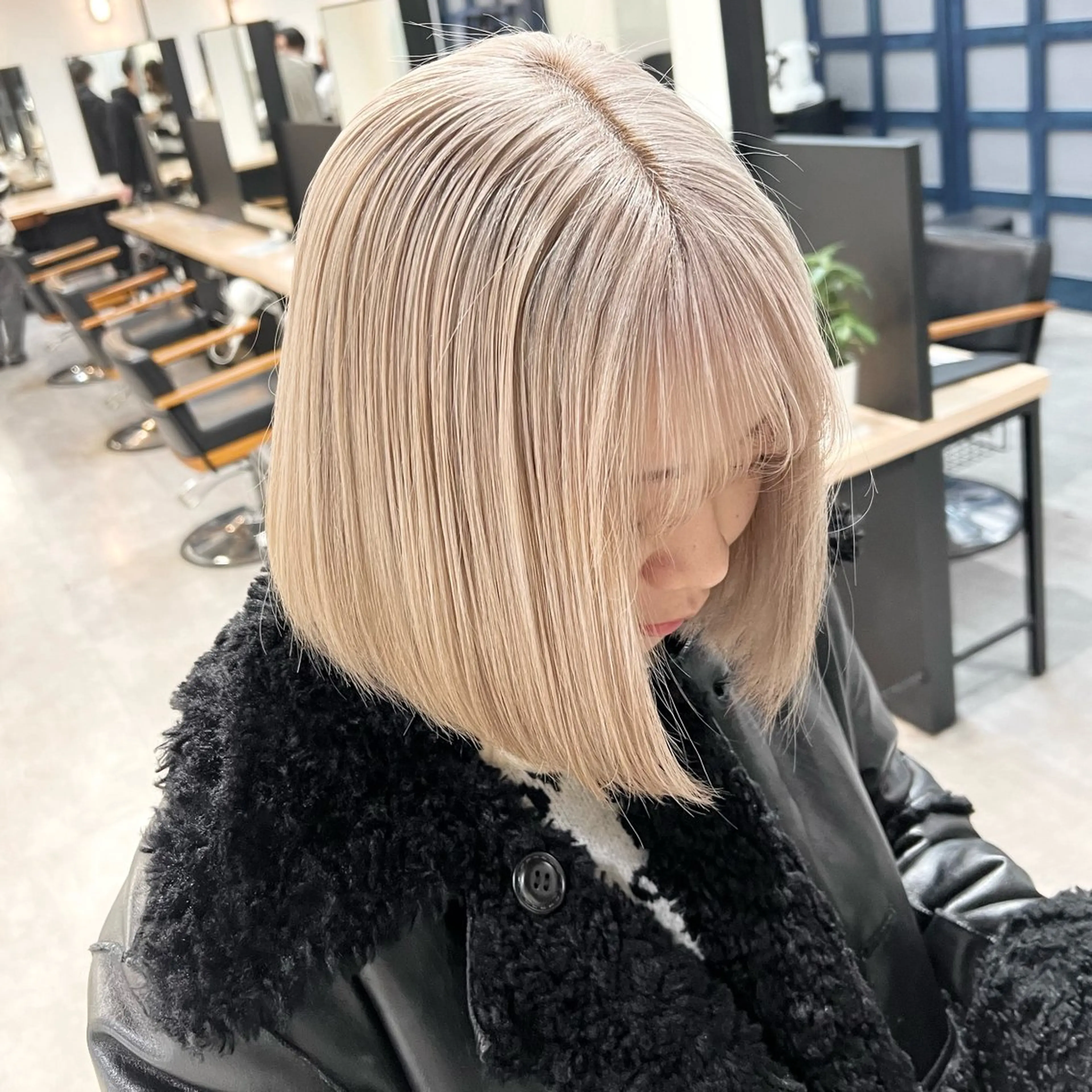 ミディアム Shu🐻‍❄️ / giinii 横浜のヘアスタイル