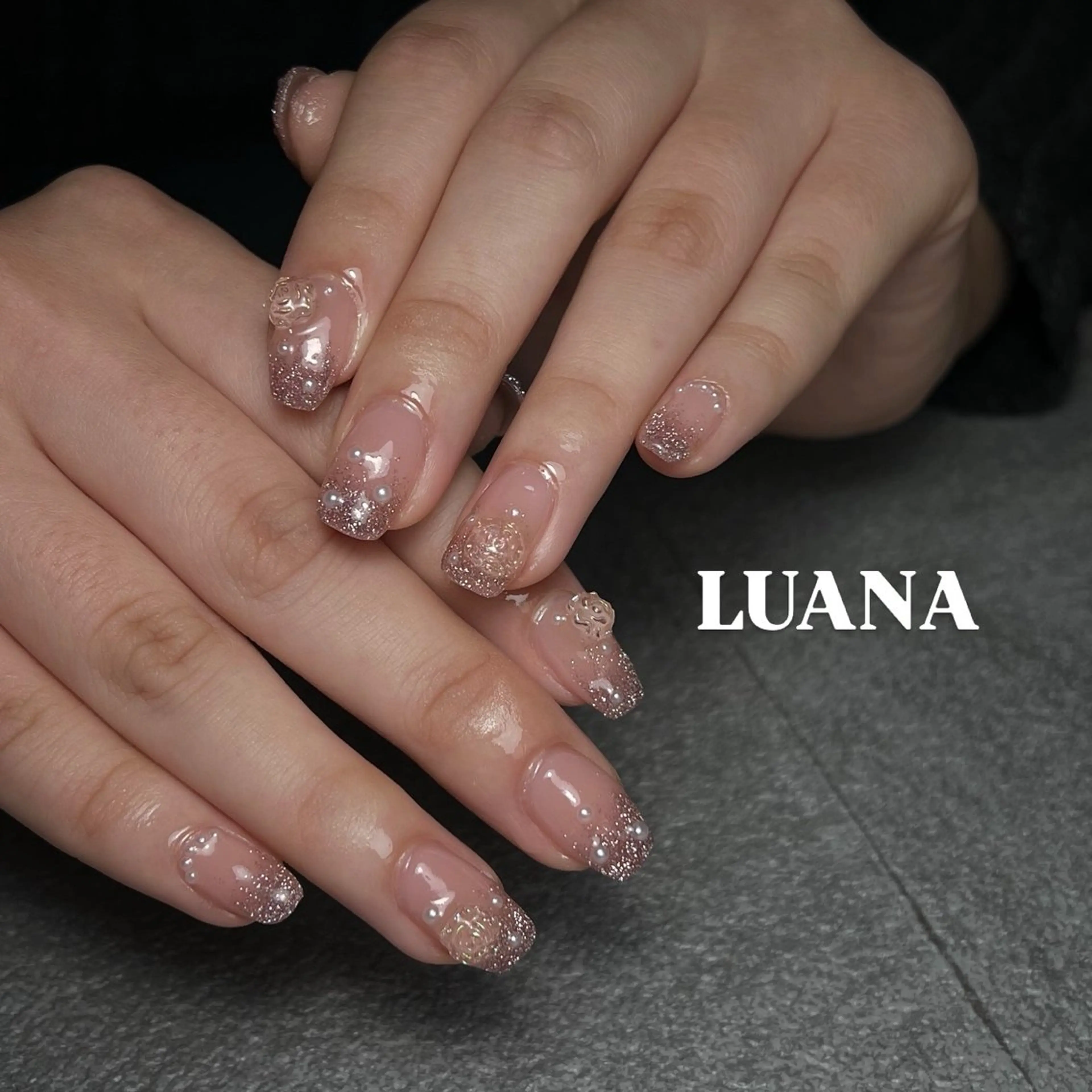 ネイル ストーンネイル ハンドネイル nail salon LUANAのネイルデザイン