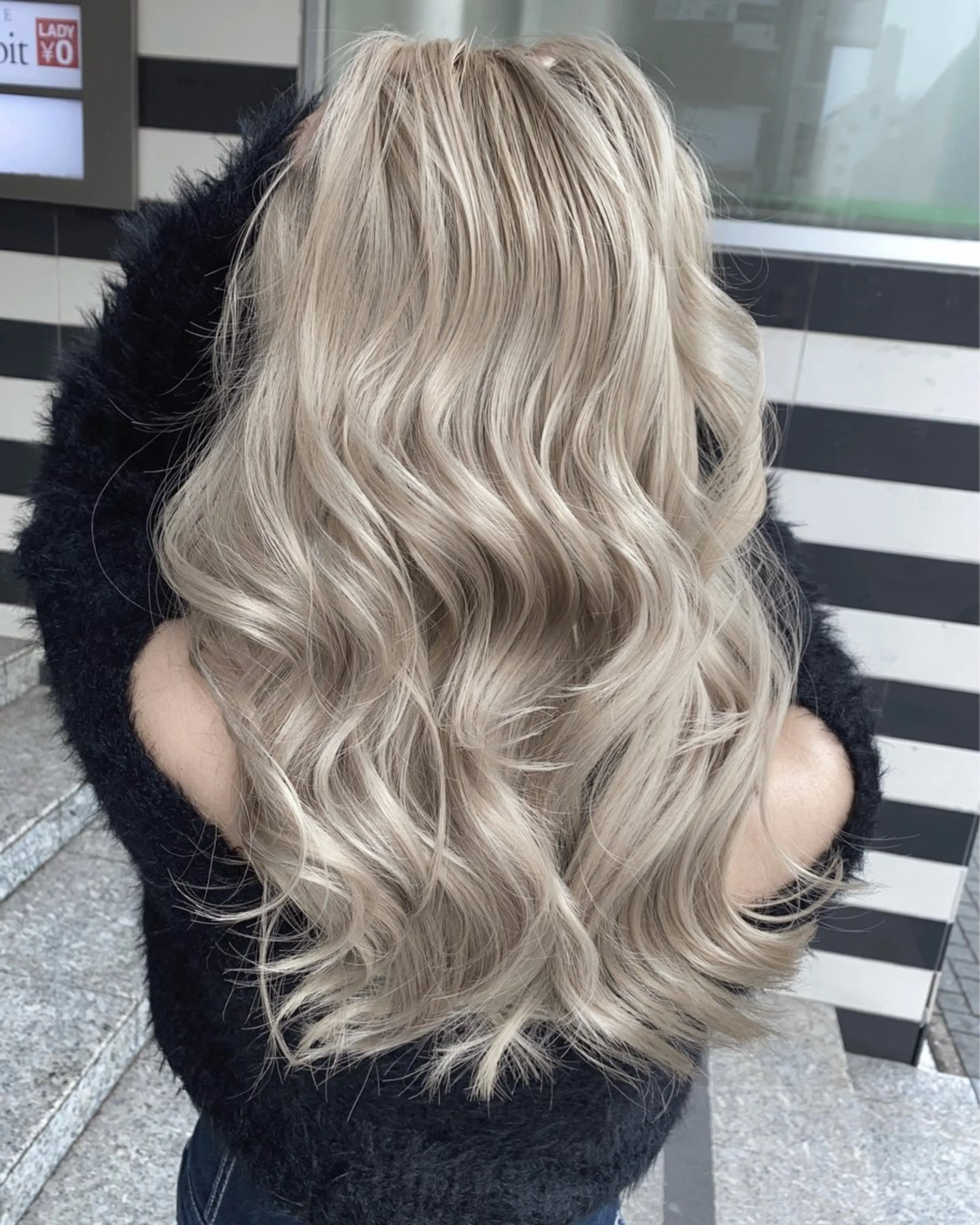 ミディアム カラー ハイトーンボブ /tasukuのヘアスタイル