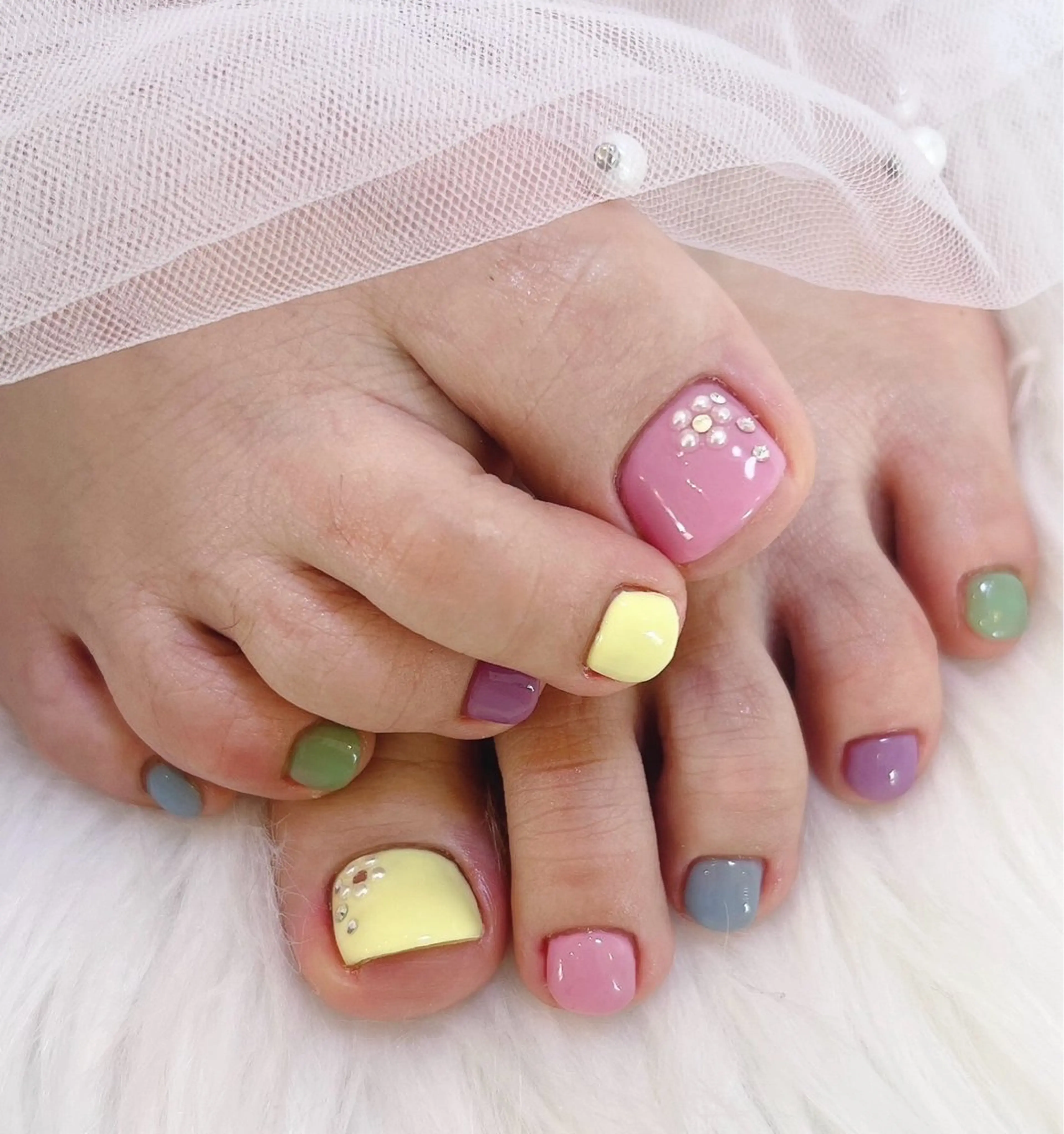 ネイル Salon　DéFi 🦋マツパ・眉毛のマツエク・マツパデザイン