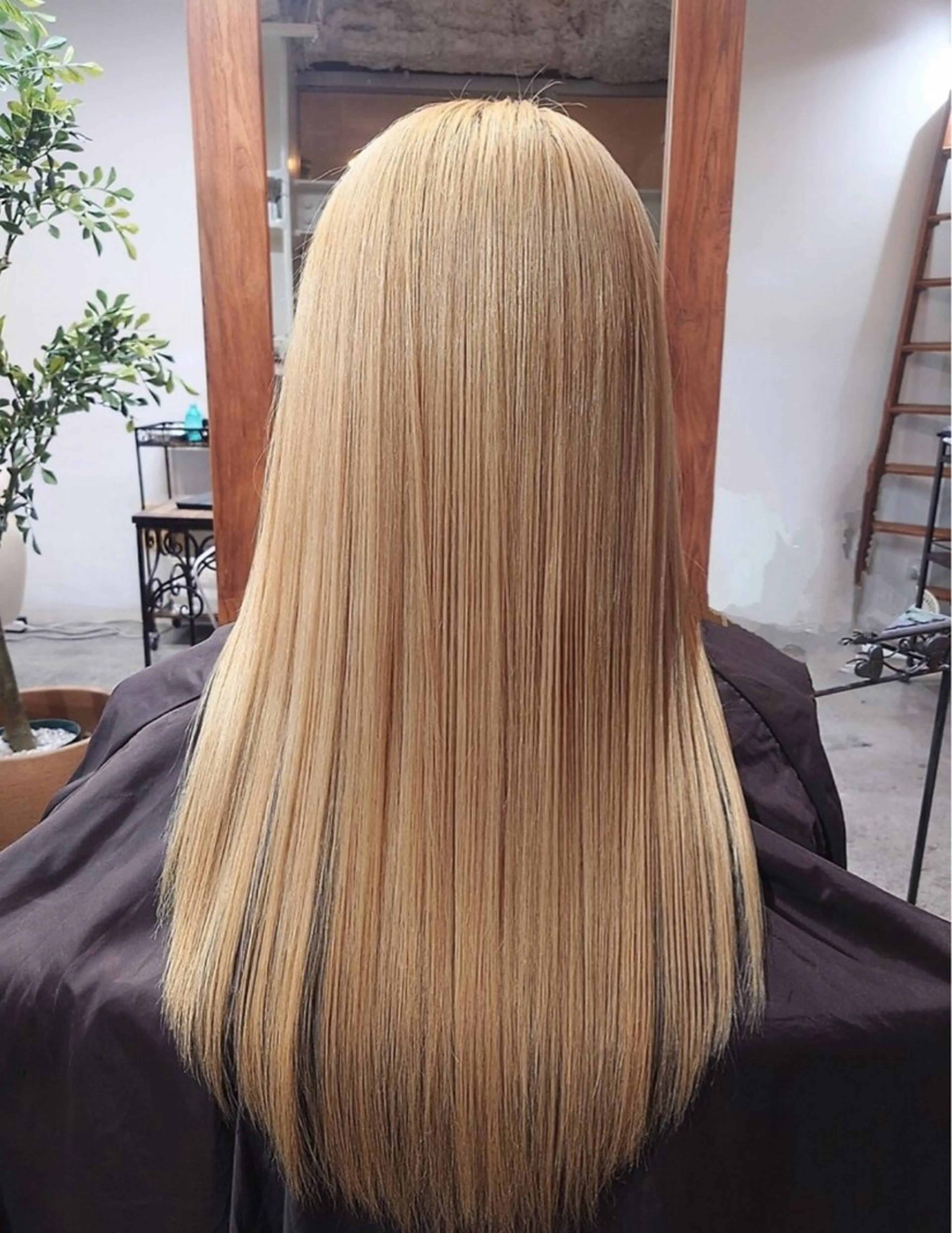 ロング カラー ヘアカラー トリートメント makoto / Rojiのヘアスタイル