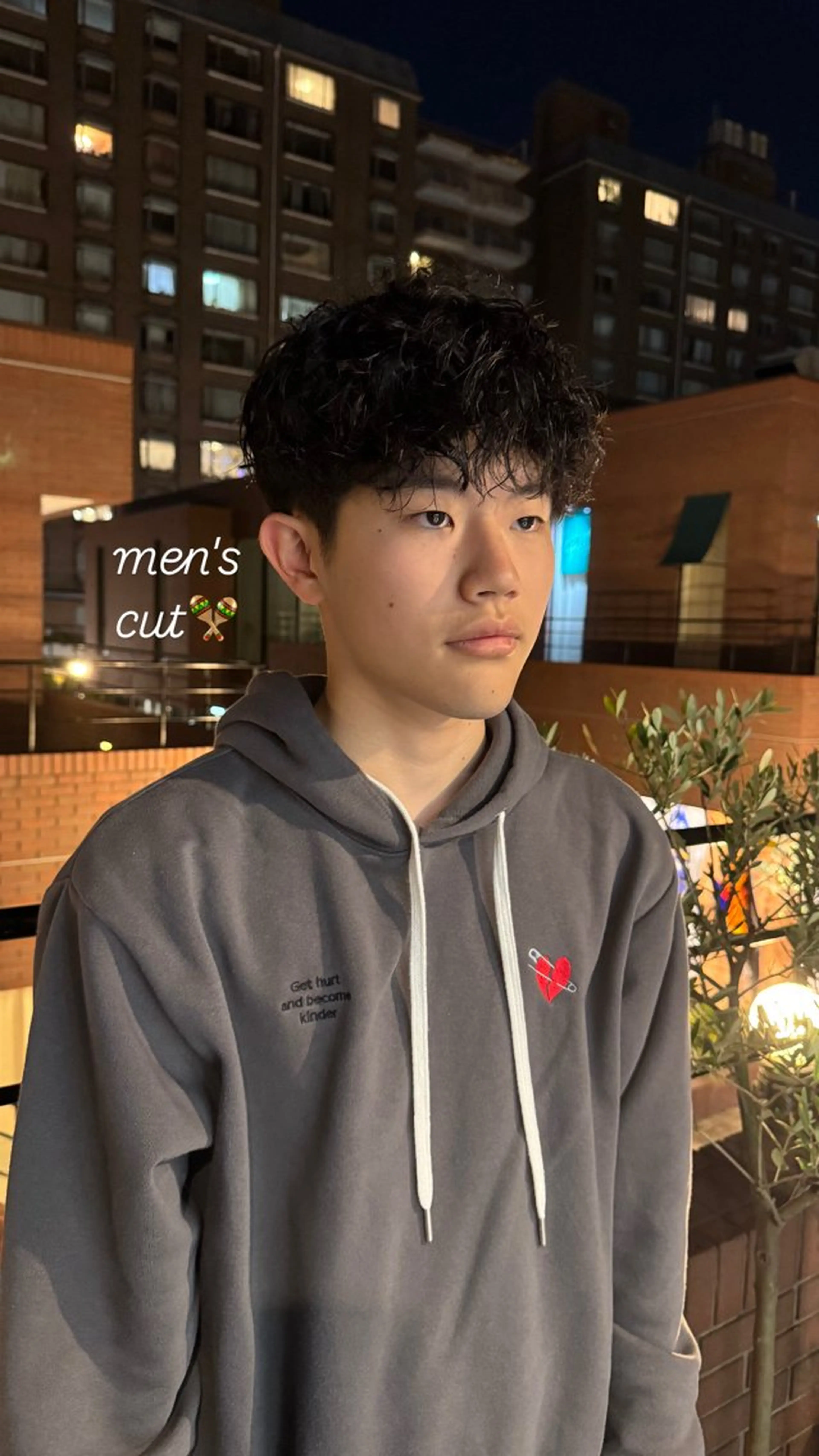 ショート パーマ メンズ メンズパーマ レイヤーカット 🫒natsuのヘアスタイル