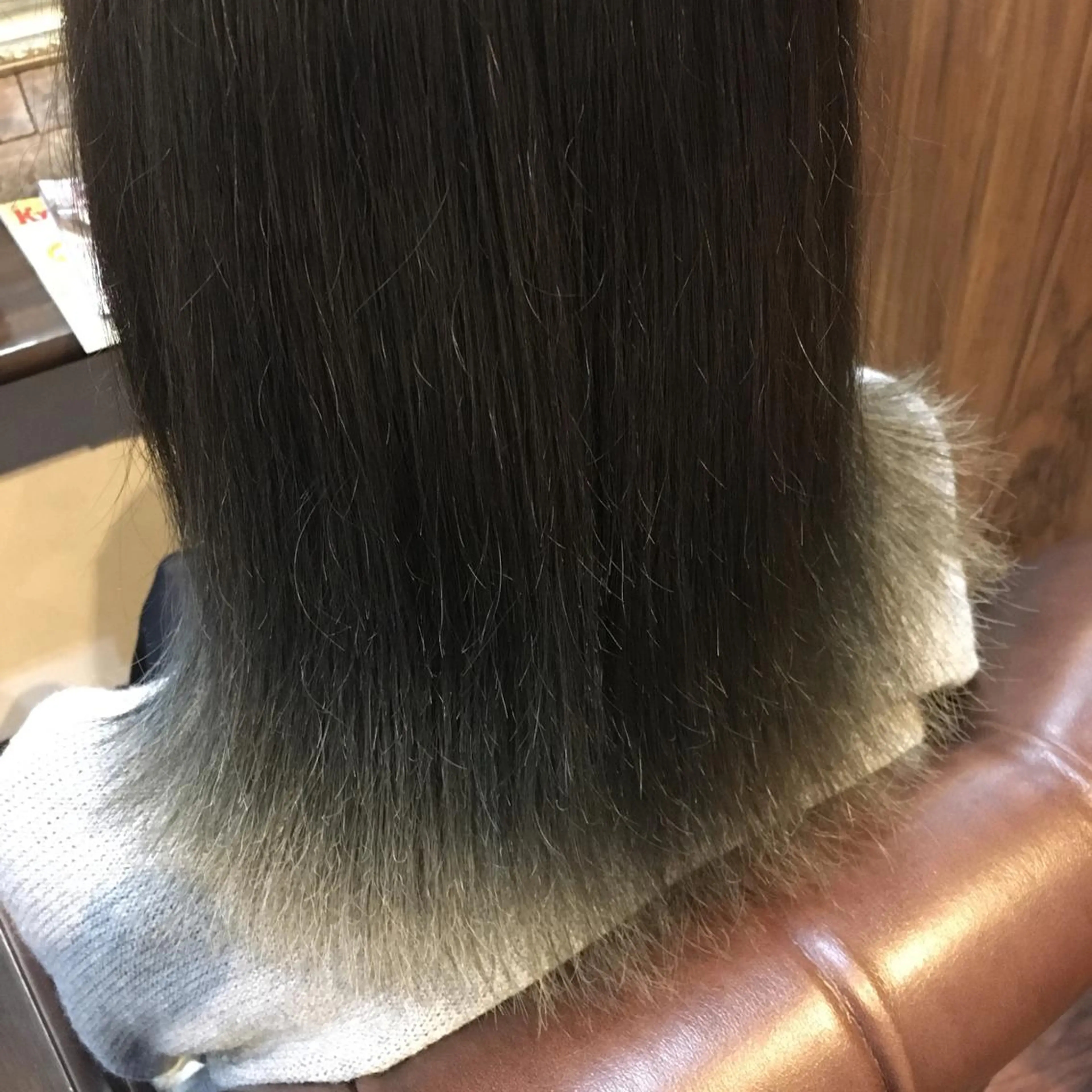 セミロング カラー HairDesign Azurのヘアスタイル