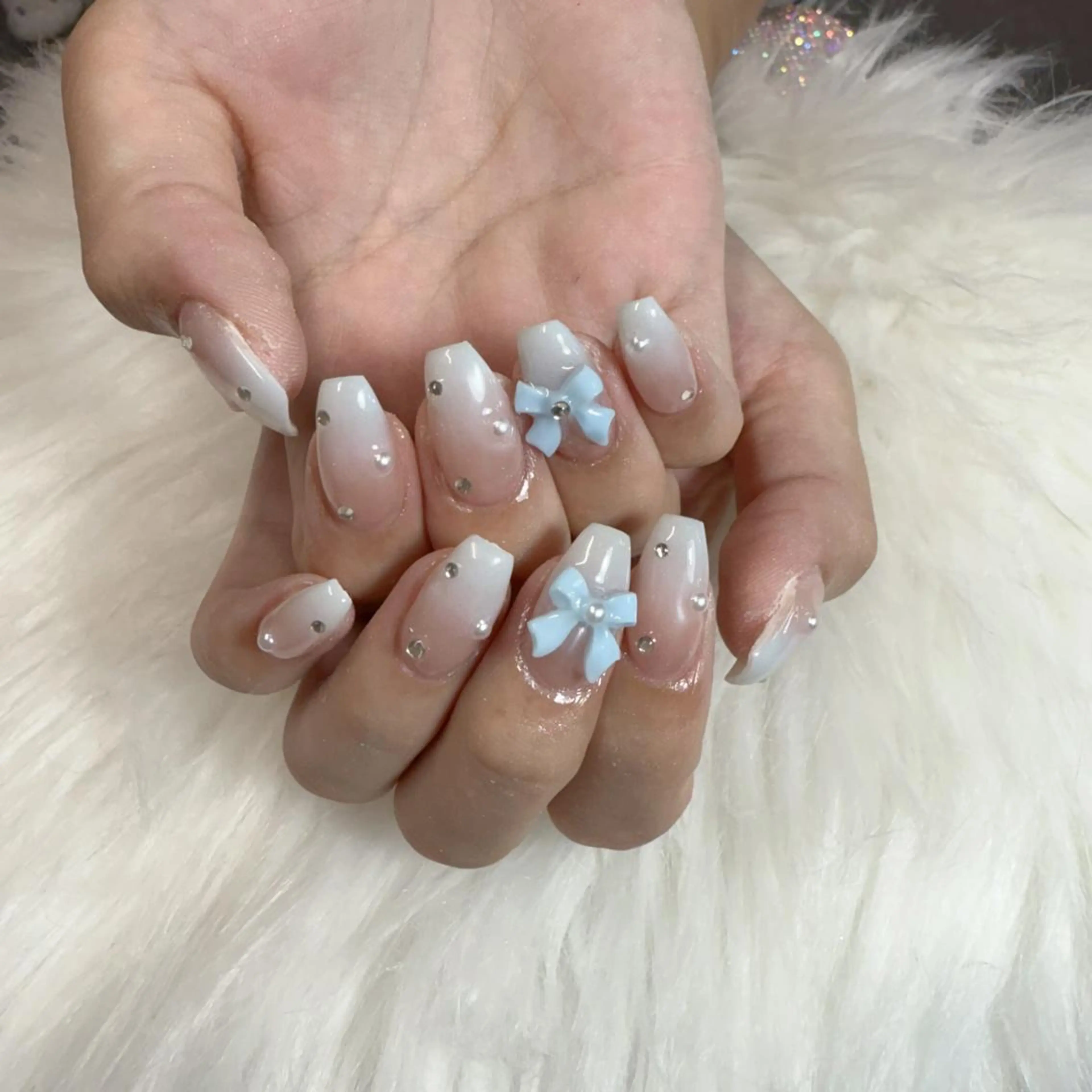 ネイル ハンドネイル 🎀nana🫧 ワンホンネイル🎀のネイルデザイン