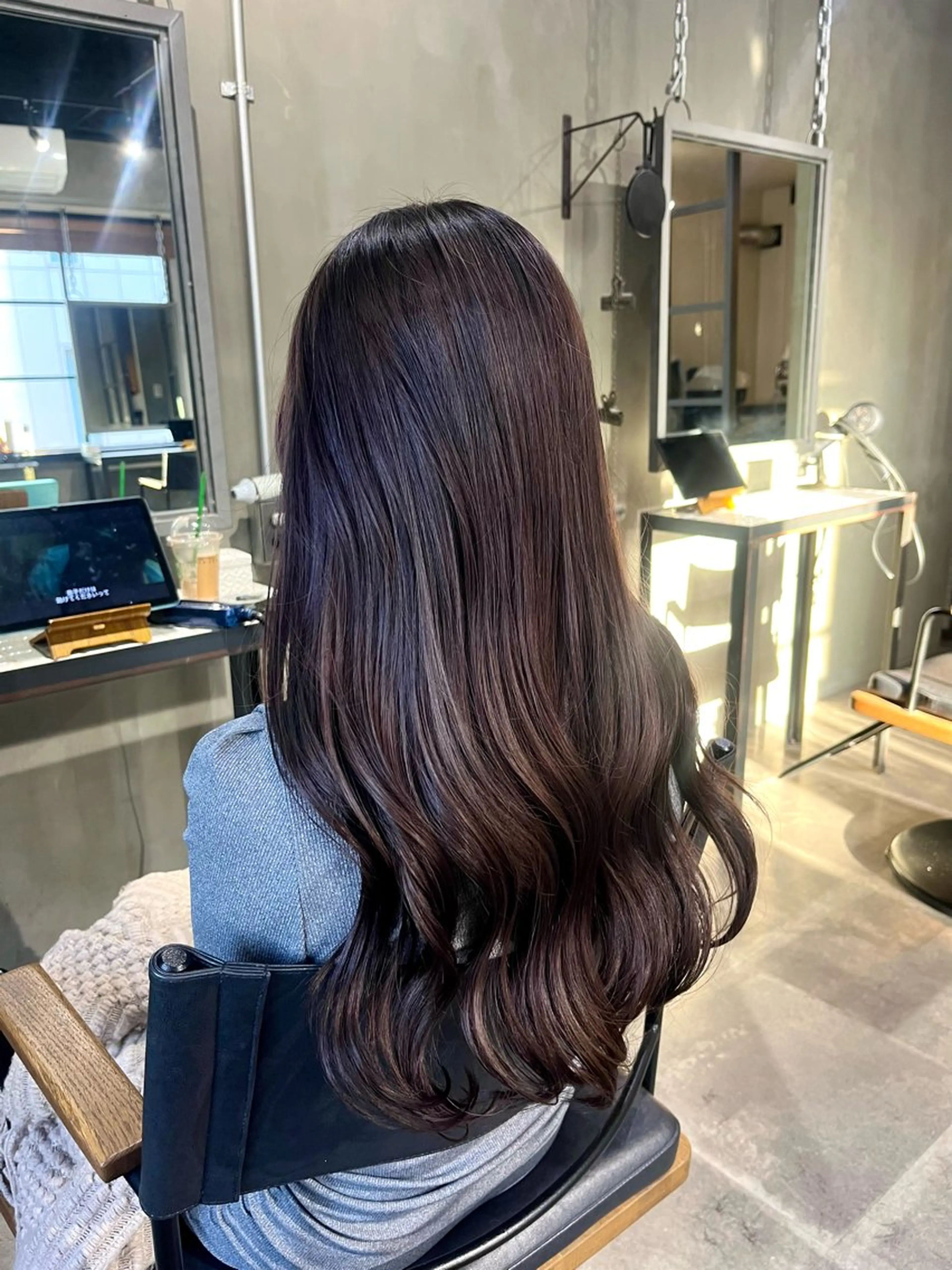 ロング カラー カット ヘアカラー トリートメント 透明感♥韓国ヘア HINAのヘアスタイル