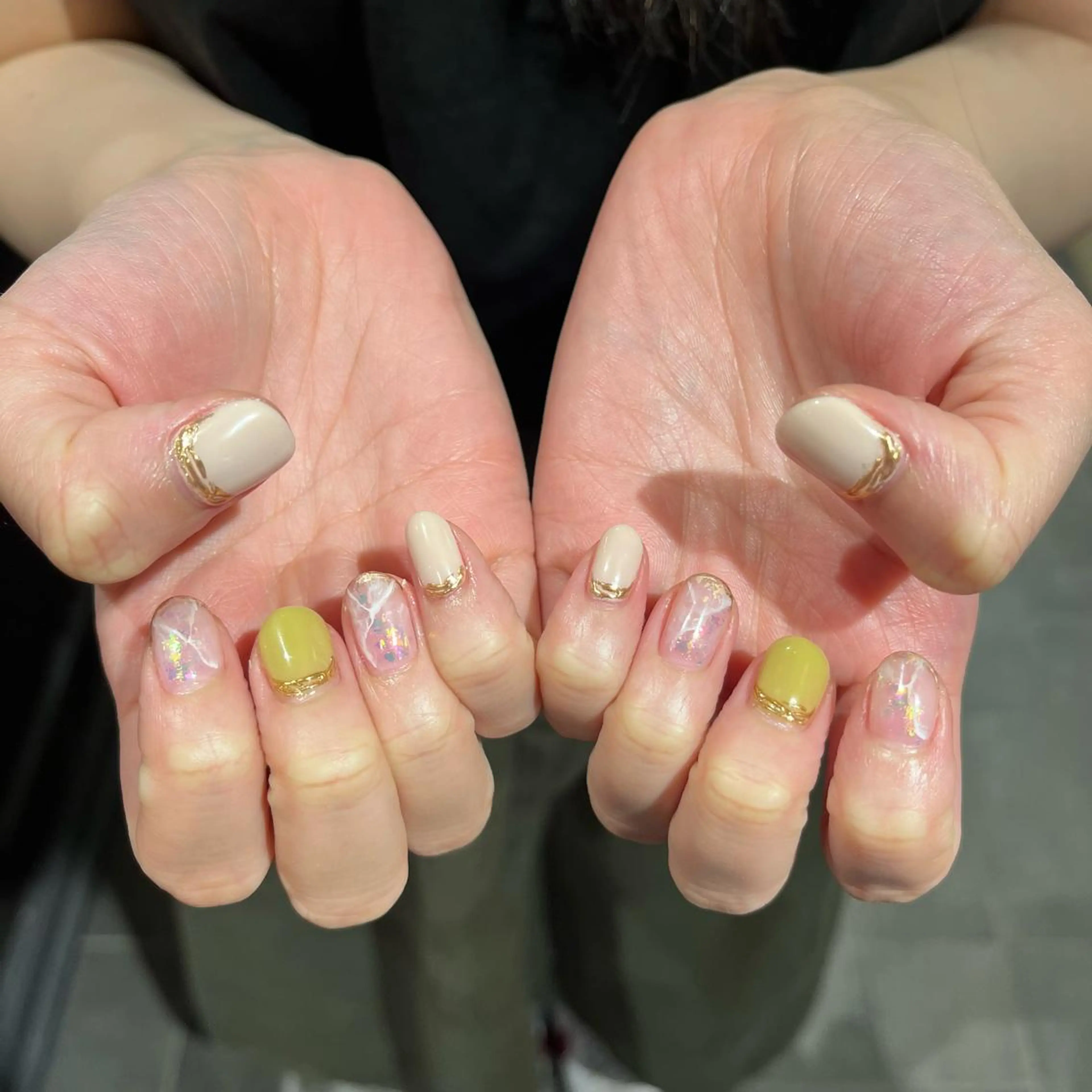 ネイル 鈴木 里奈のネイルデザイン