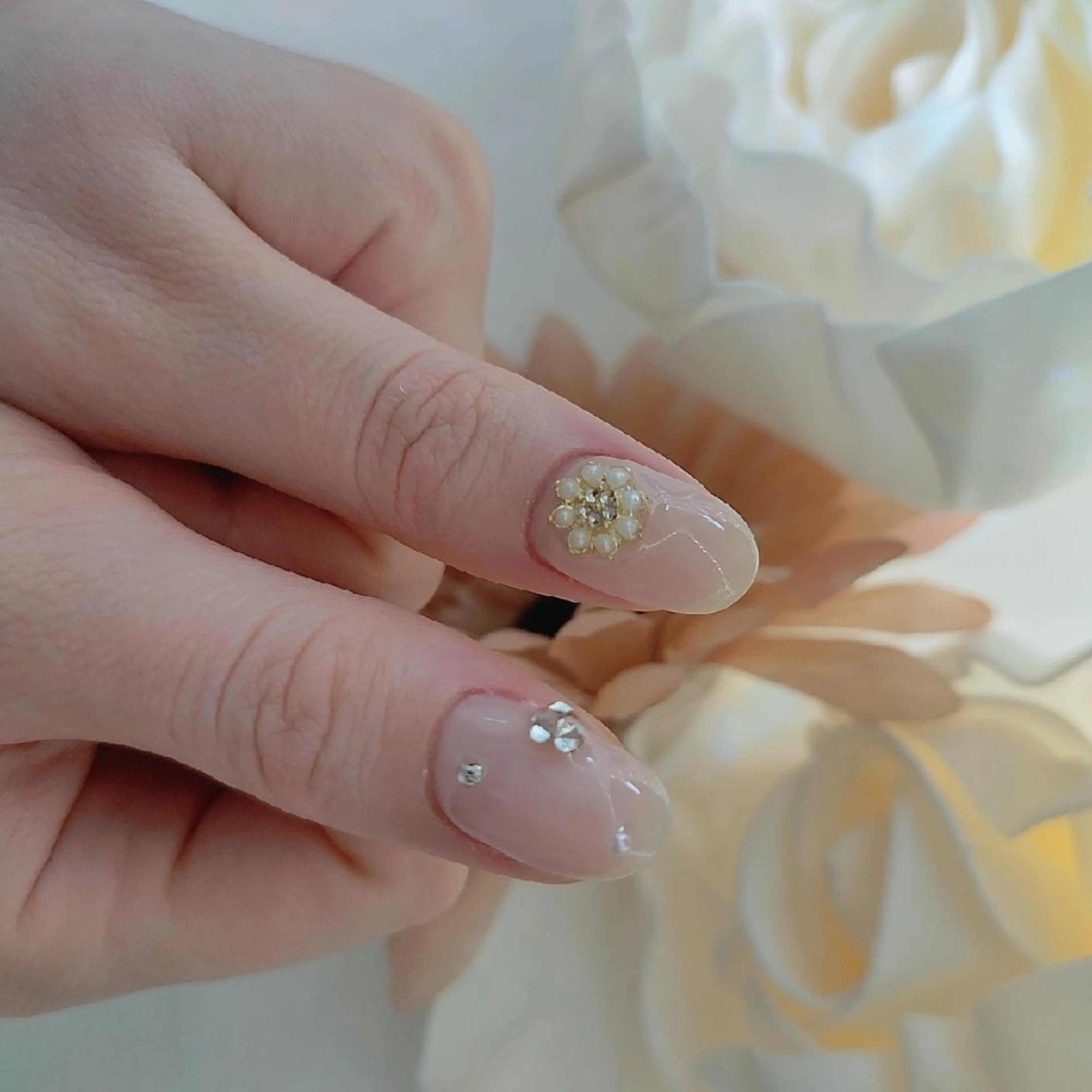 ネイル ハンドネイル RUNWAY 　　の眉毛・アイブロウイメージ