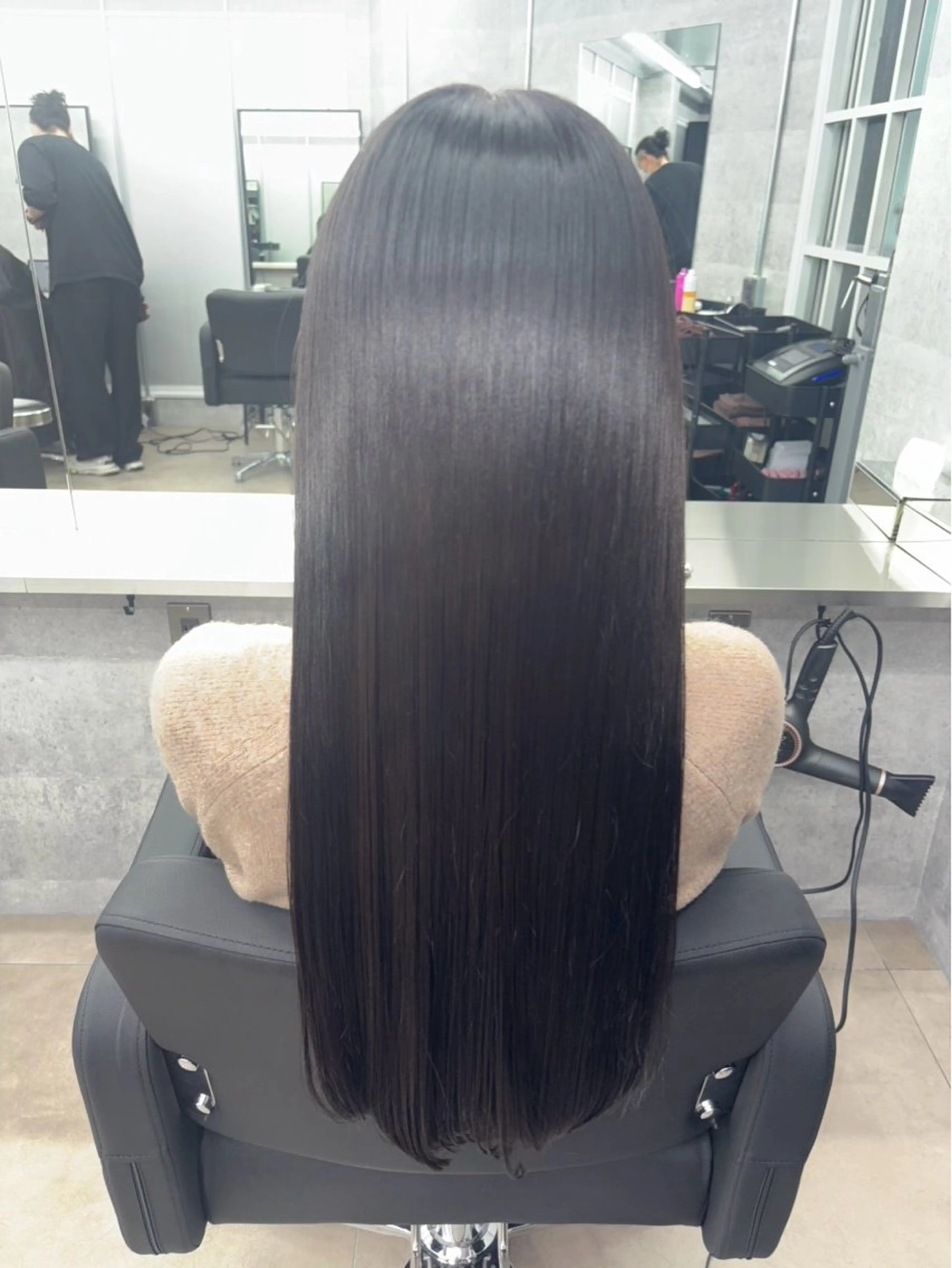 ⭐️フルコース縮毛矯正+カット+カラー+トリートメントメントの写真