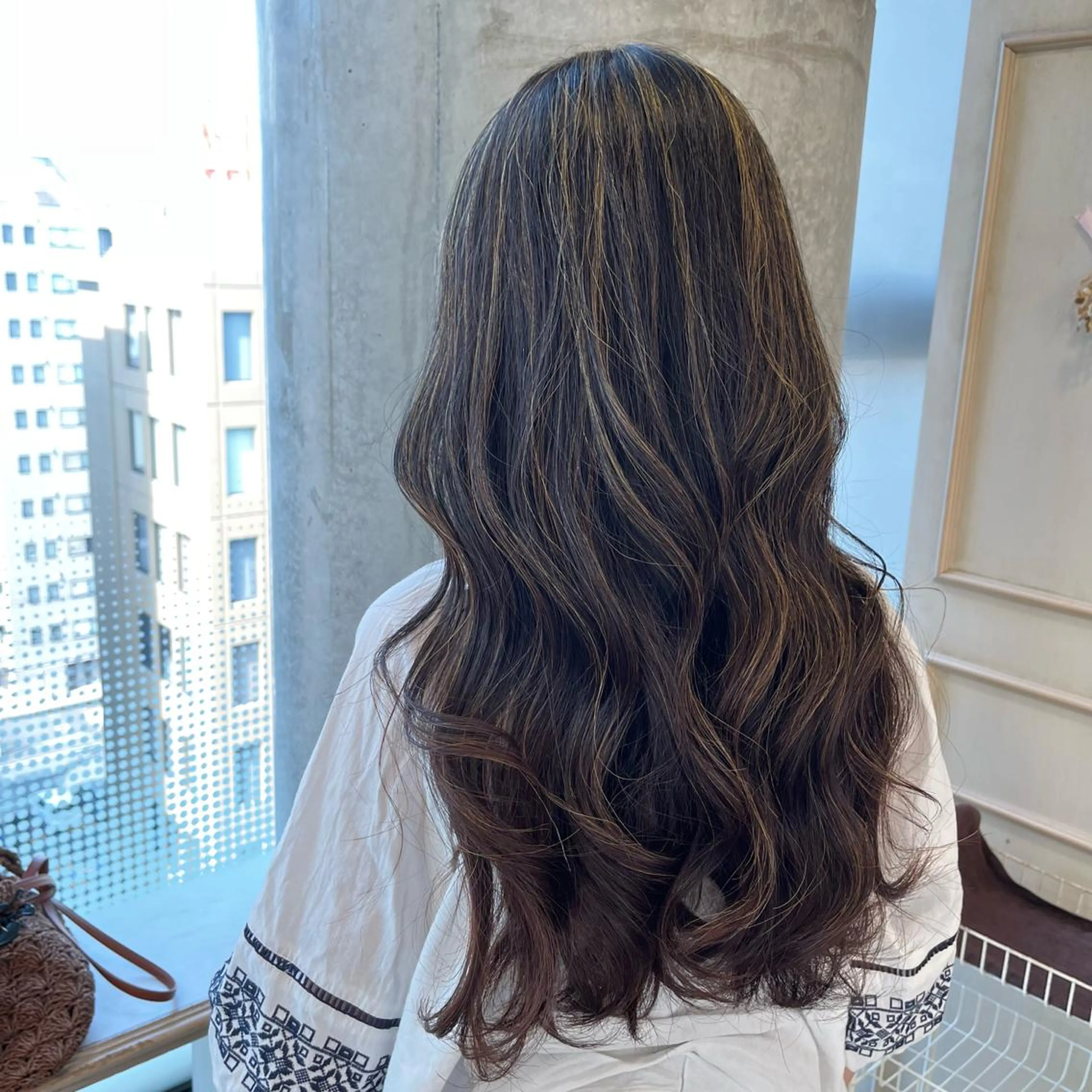 ロング ハイライト カット ヘアカラー トリートメント サソウ ユリエ🥥のヘアスタイル