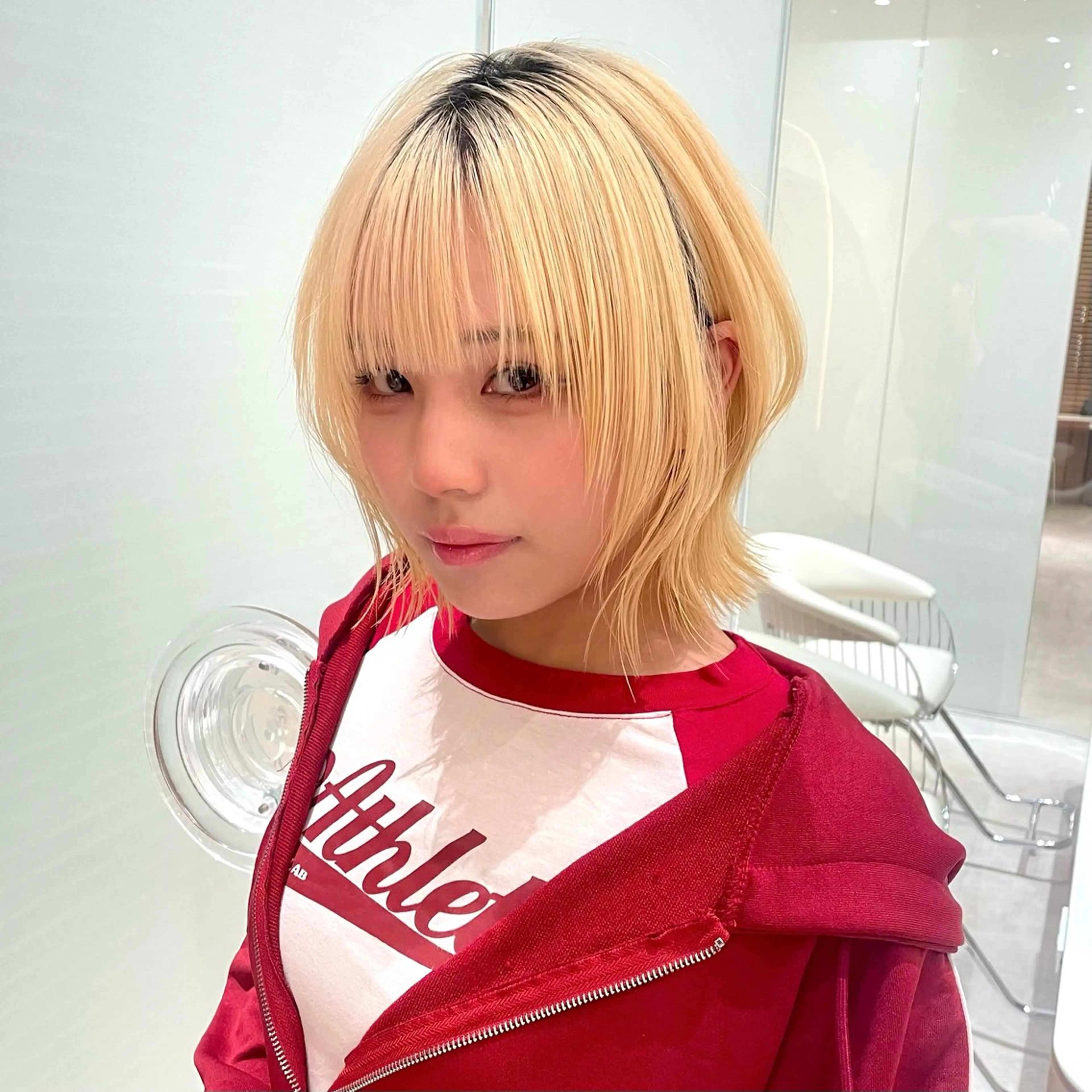 ミディアム カラー 切りっぱなしボブ ボブ 学生 韓国風ヘア カット トリートメント 新宿/韓国ボブ/ レイヤーボブしょうごのヘアスタイル