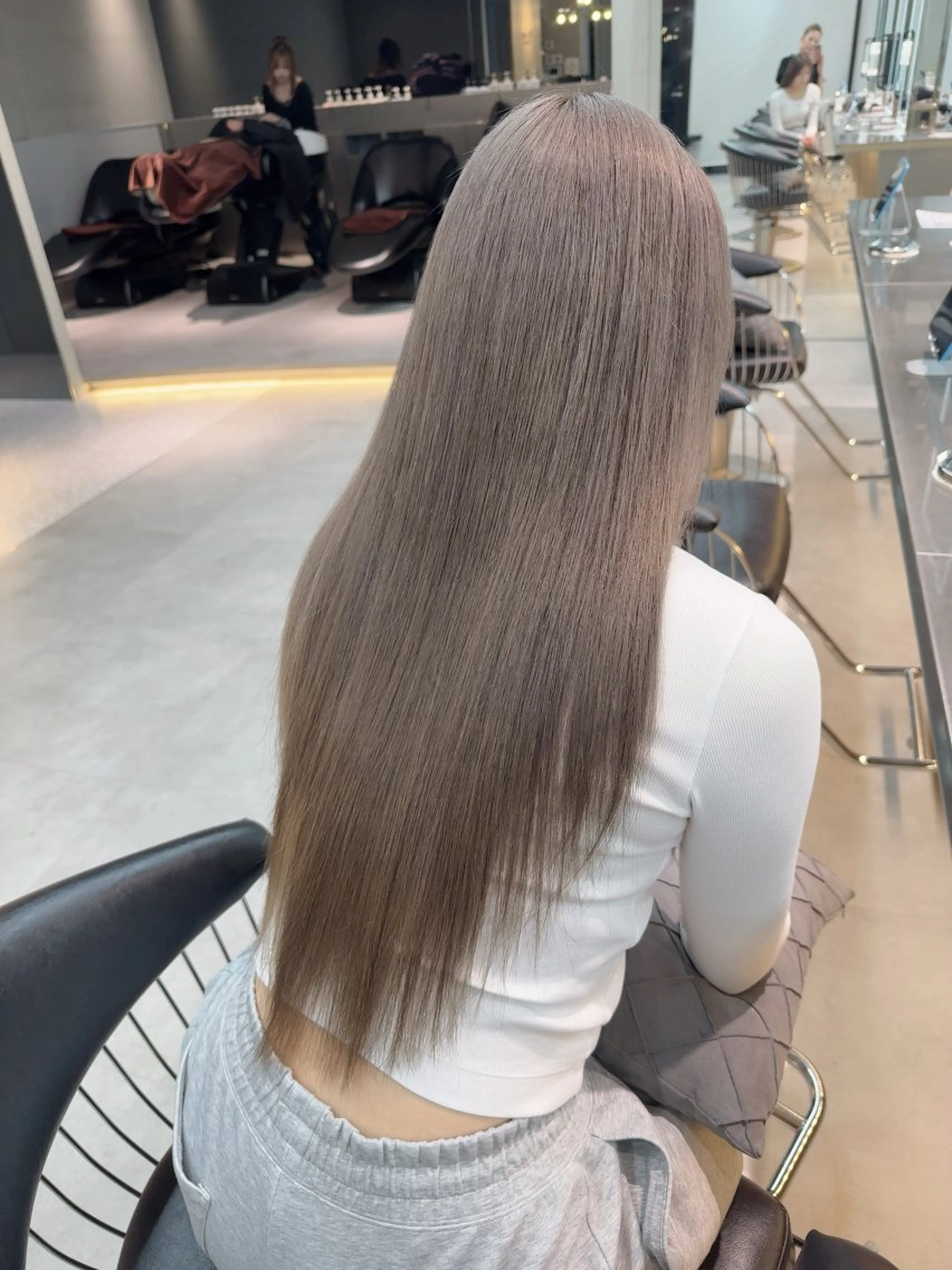 ロング カラー ヘアカラー トリートメント ARIA💎縮毛矯正 ブリーチ💎複雑履歴のヘアスタイル