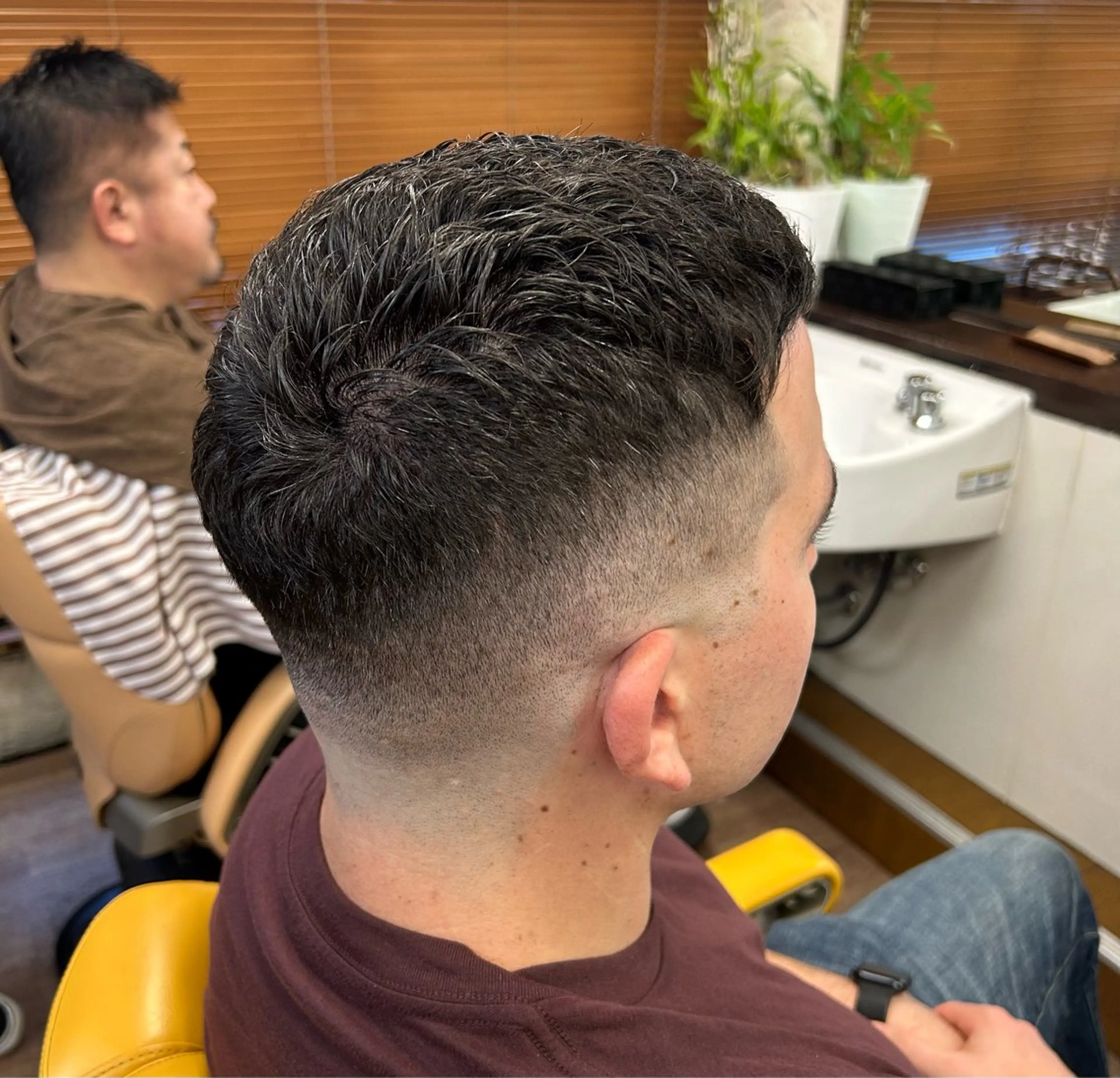 ショート メンズ フェードカット 新宿メンズカット✂︎ 能戸蒼生💈のヘアスタイル