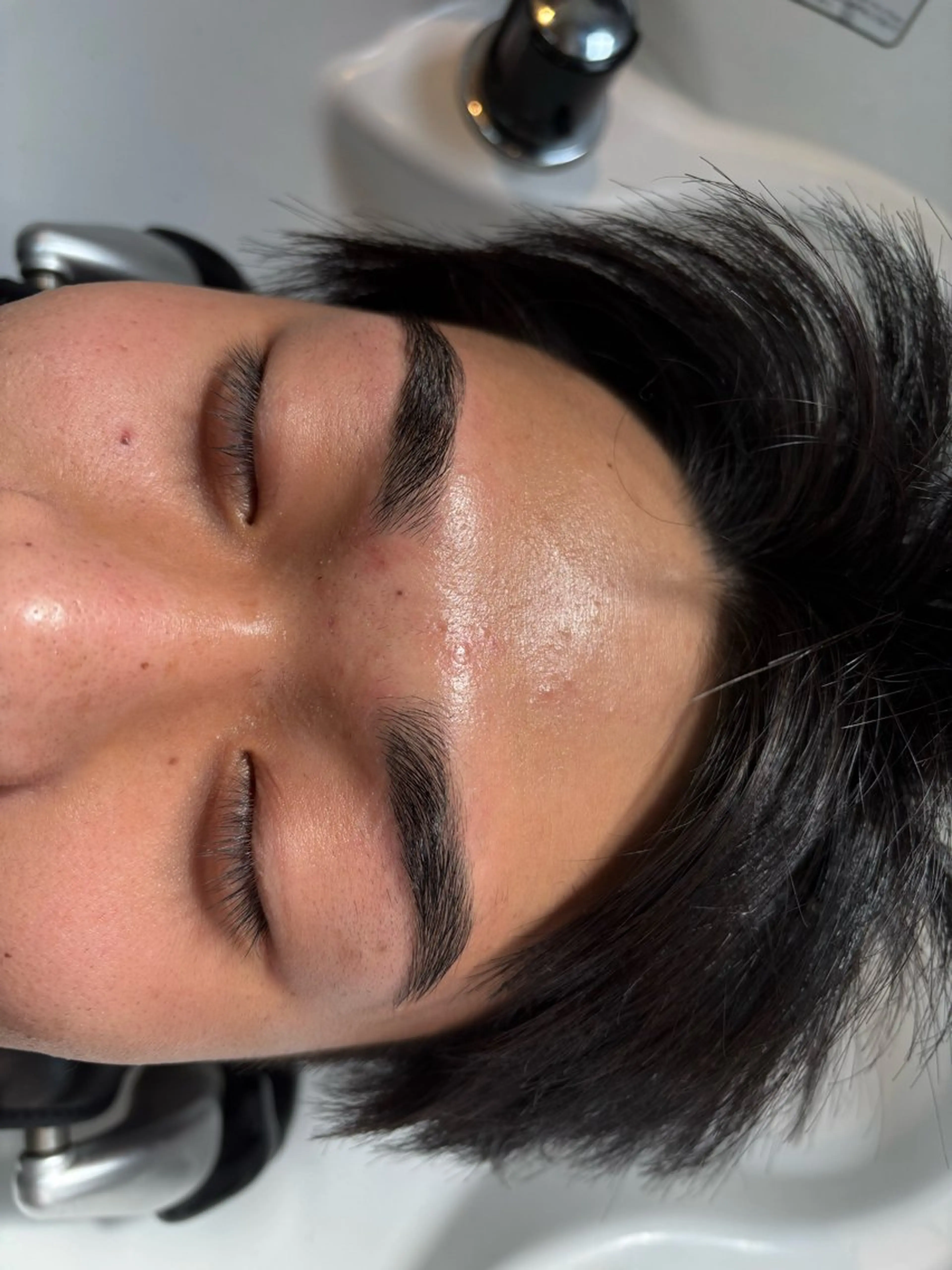 アイブロウ ワックス脱毛 眉カット 高橋 一樹のヘアスタイル