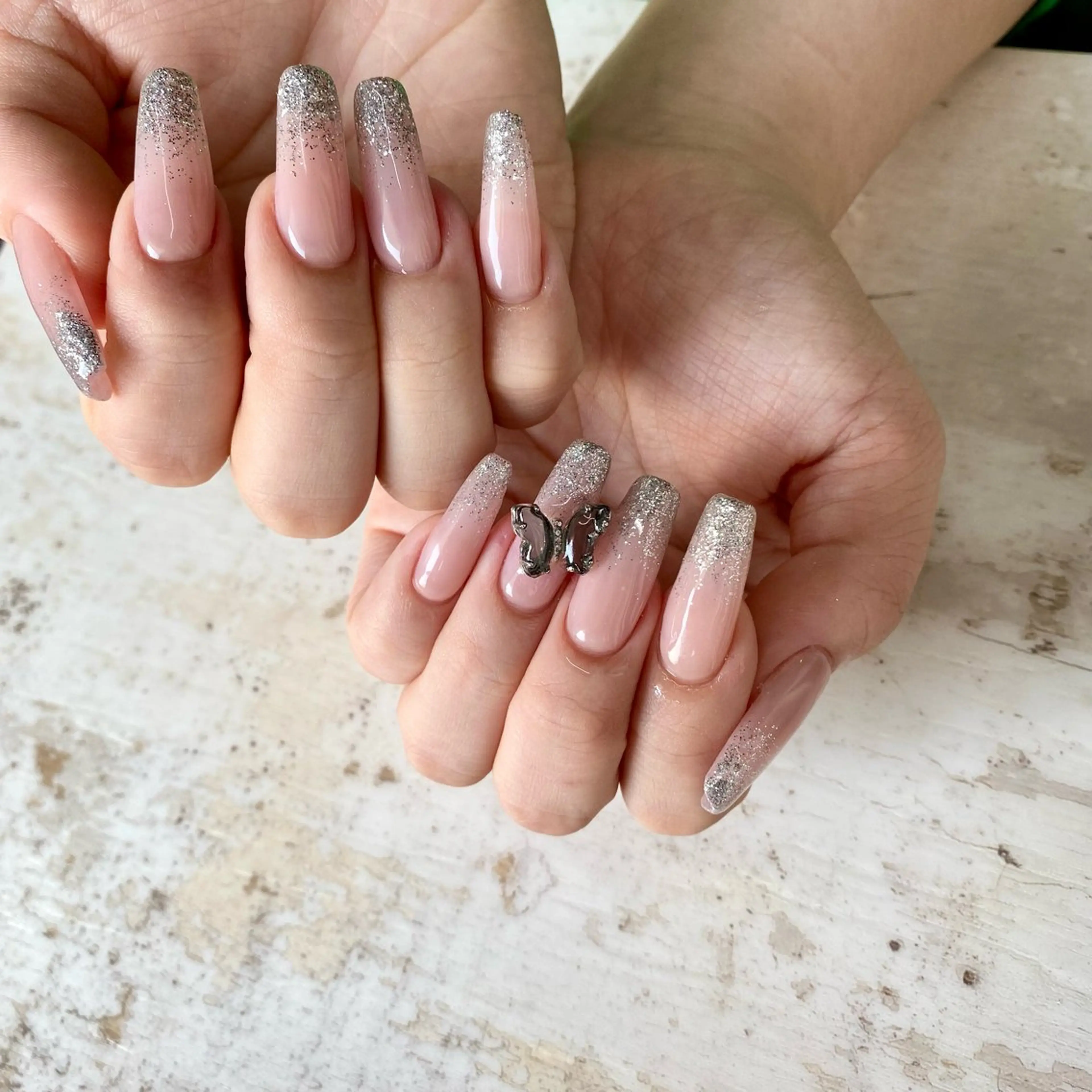 ネイル ハンドネイル 山﨑 葉月のネイルデザイン